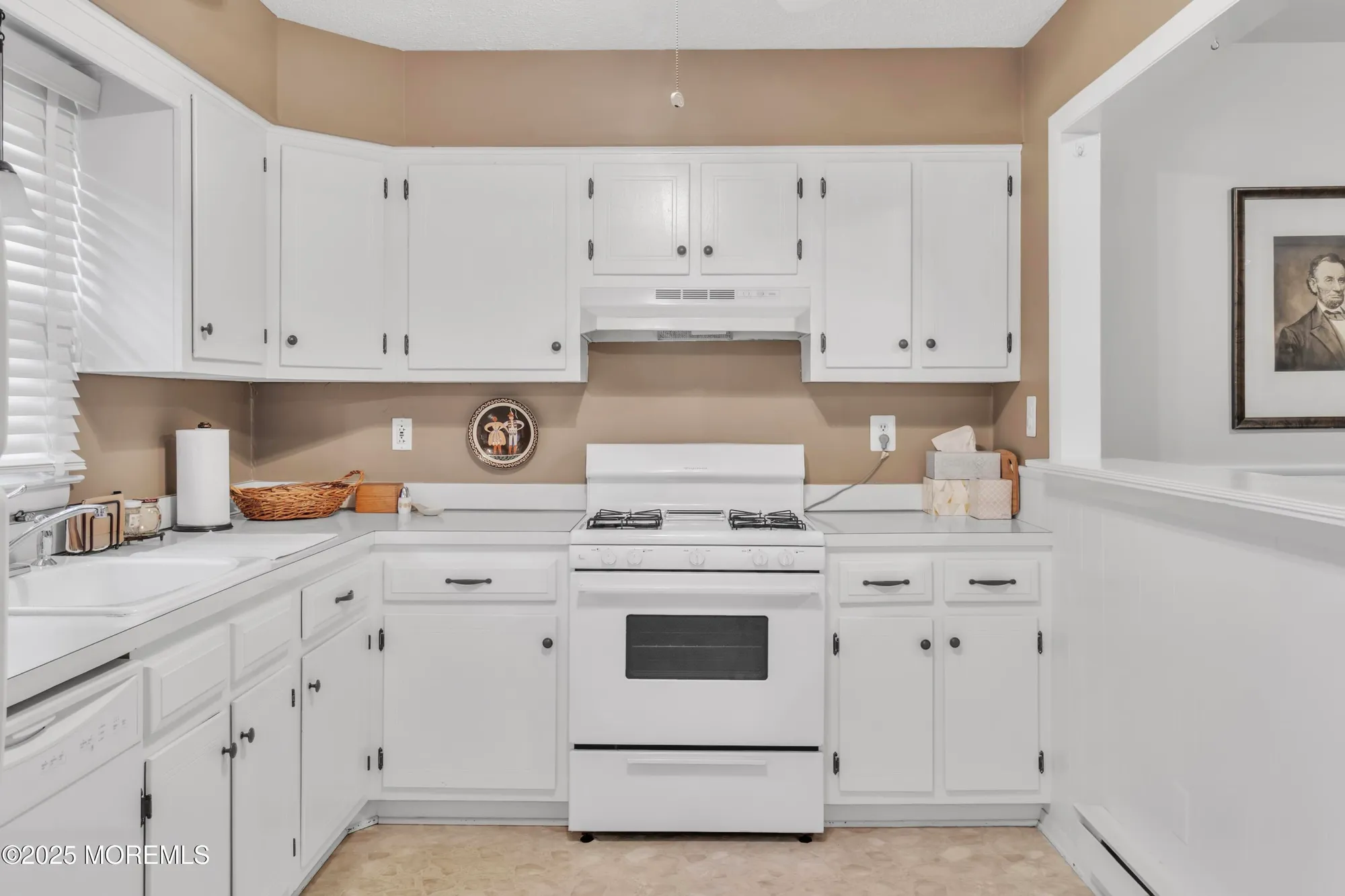 Property Slideshow image 36 of 42 | 1 york ct, Toms River, NJ, 08757