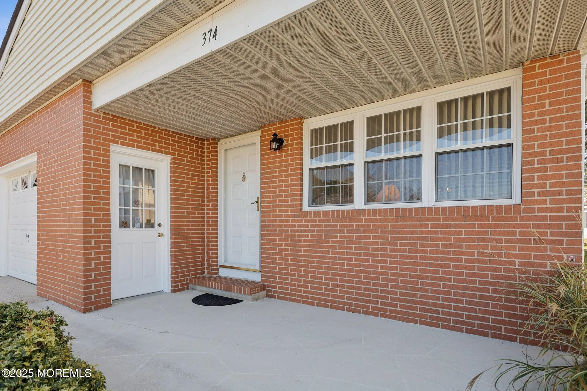 Property Slideshow image 4 of 28 | 374 port royal dr, Toms River, NJ, 08757