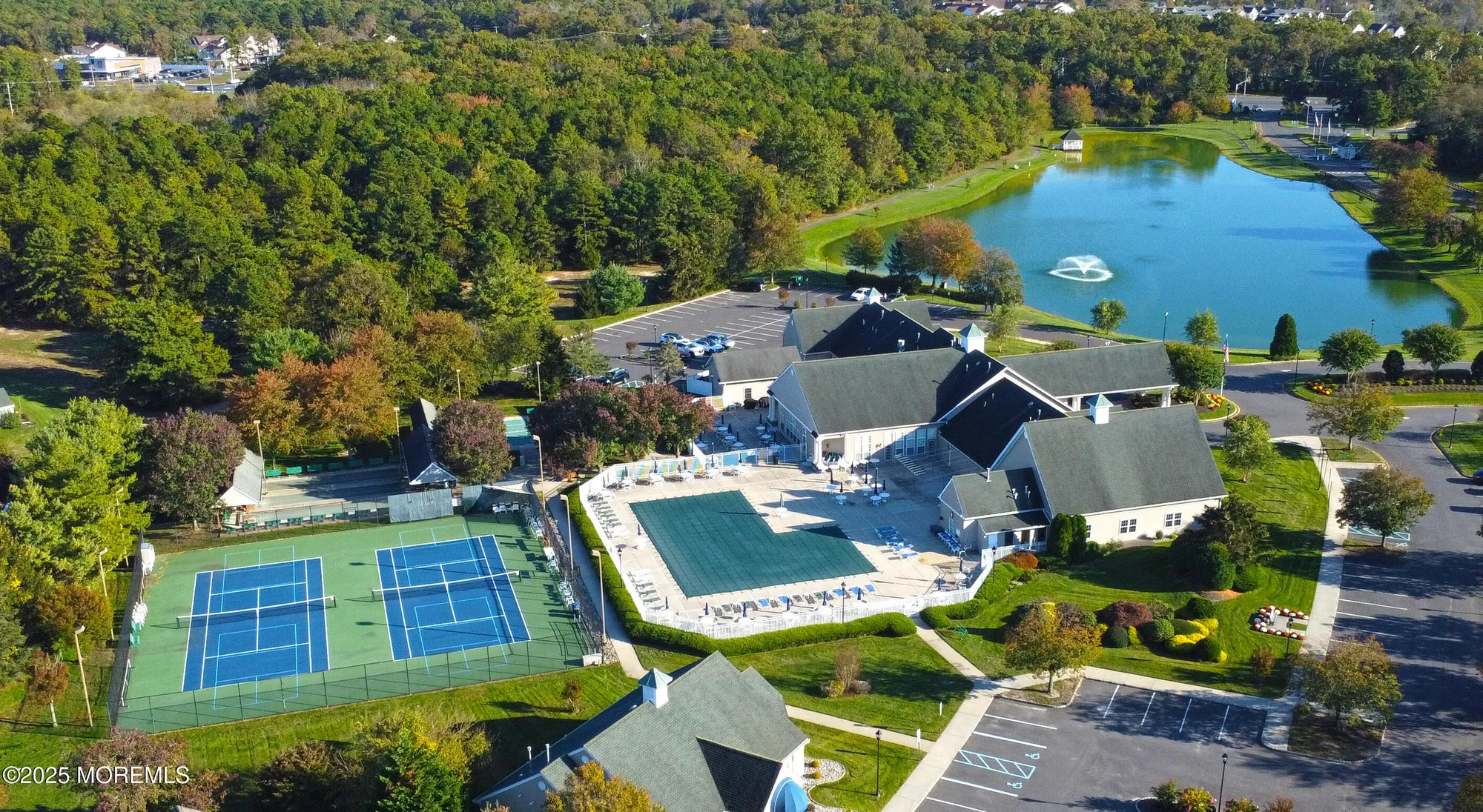 Property Slideshow image 6 of 38 | 2818 danbury ln, Toms River, NJ, 08755