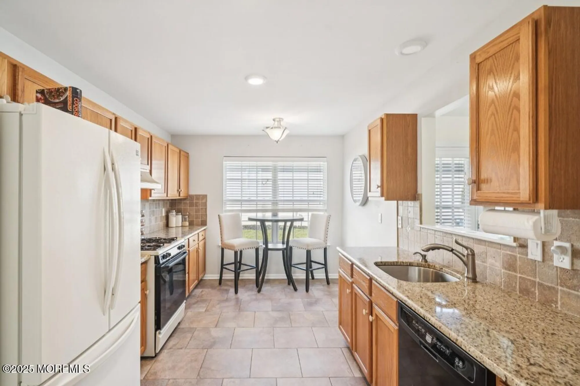 Property Slideshow image 19 of 38 | 2818 danbury ln, Toms River, NJ, 08755