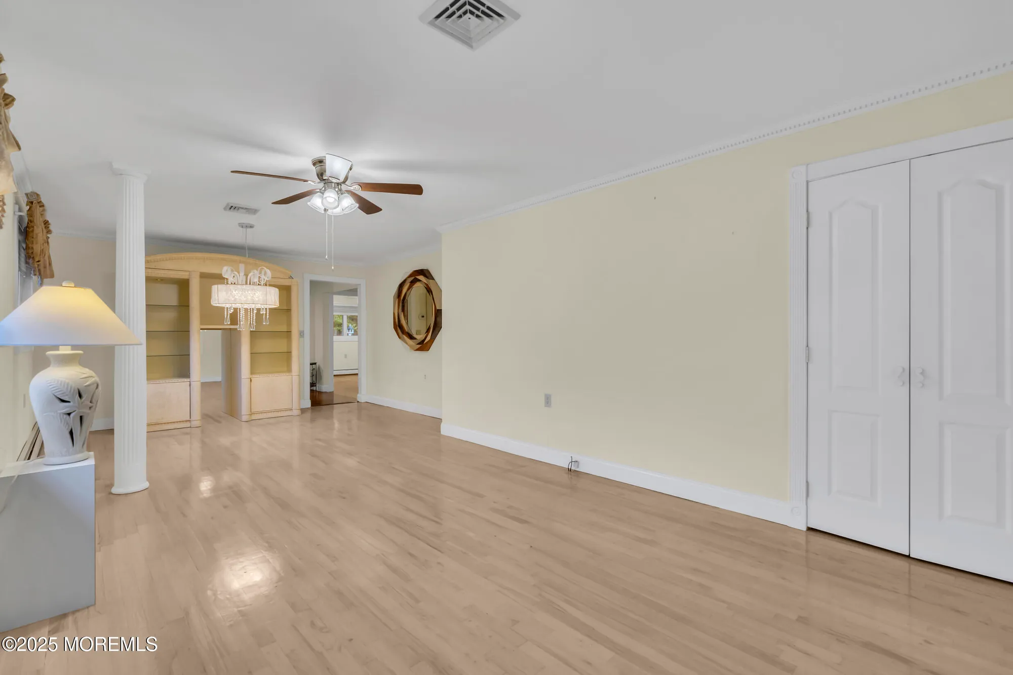 Property Slideshow image 9 of 32 | 2021 mount carmel blvd, Toms River, NJ, 08753