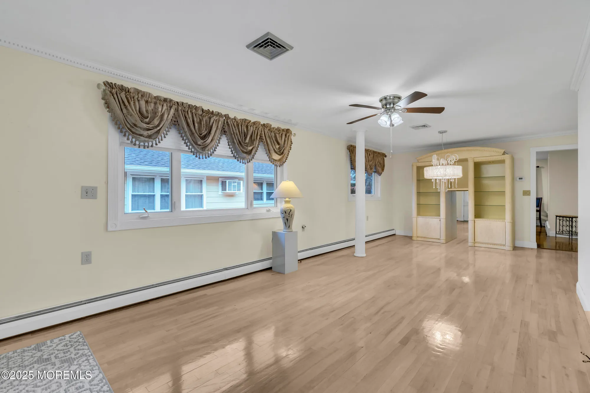 Property Slideshow image 10 of 32 | 2021 mount carmel blvd, Toms River, NJ, 08753