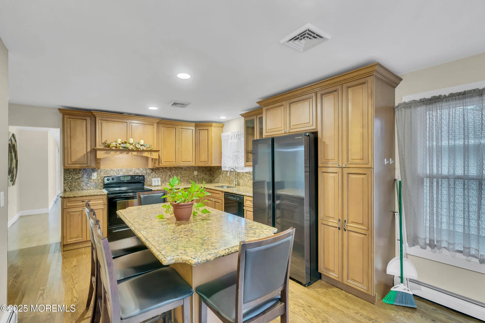 Property Slideshow image 15 of 32 | 2021 mount carmel blvd, Toms River, NJ, 08753