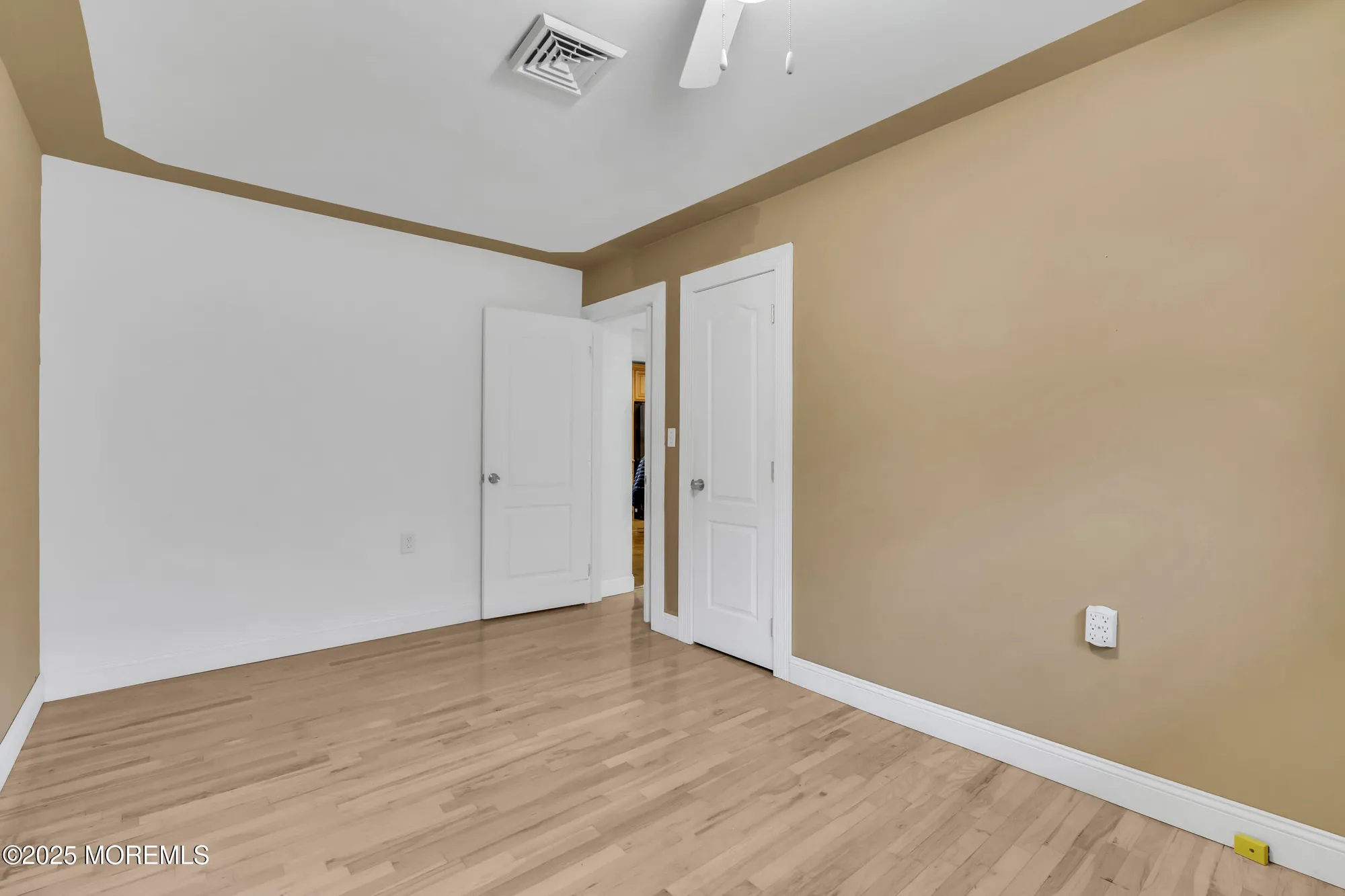 Property Slideshow image 24 of 32 | 2021 mount carmel blvd, Toms River, NJ, 08753