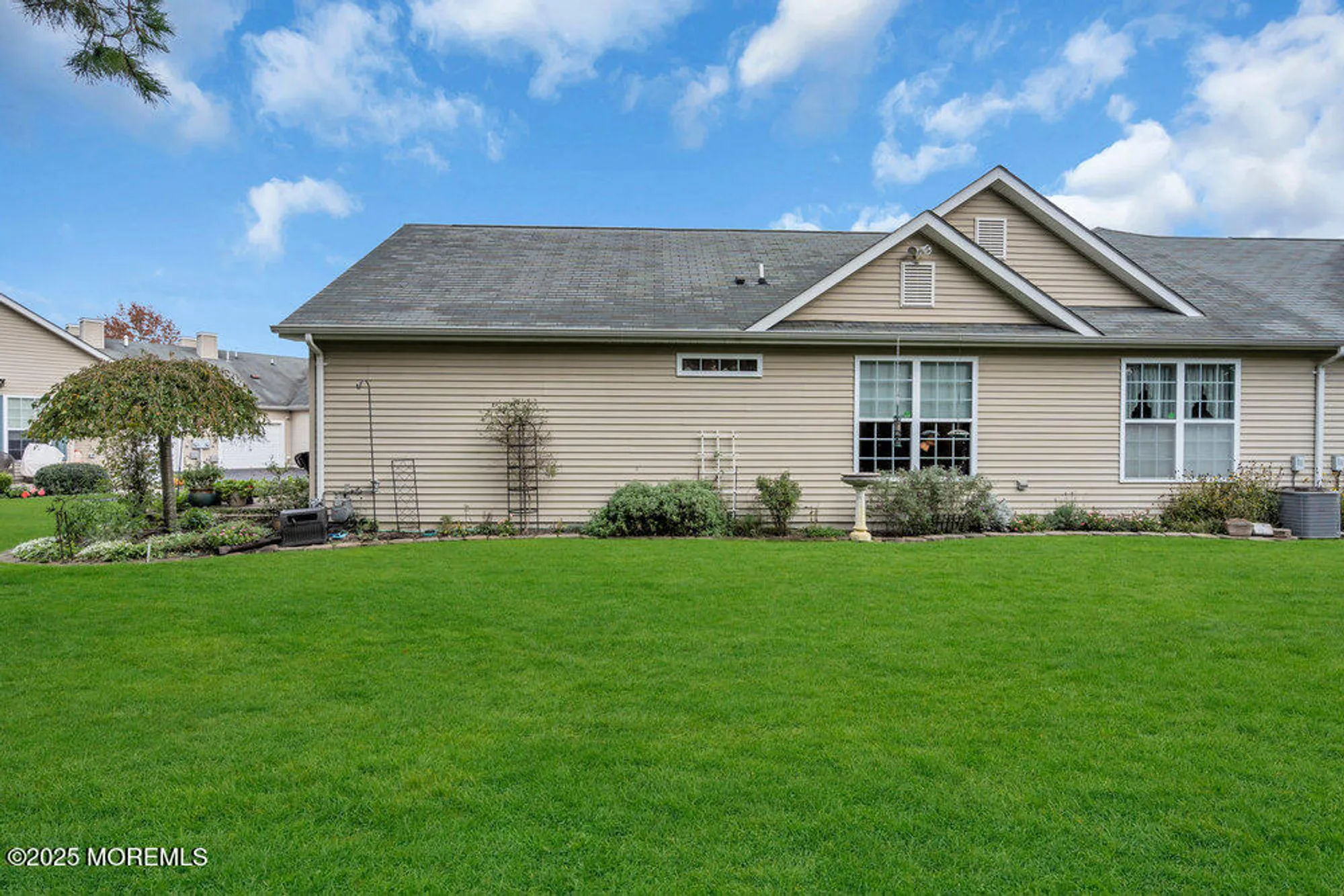 Property Slideshow image 11 of 27 | 55 winkle ct, Manchester, NJ, 08759