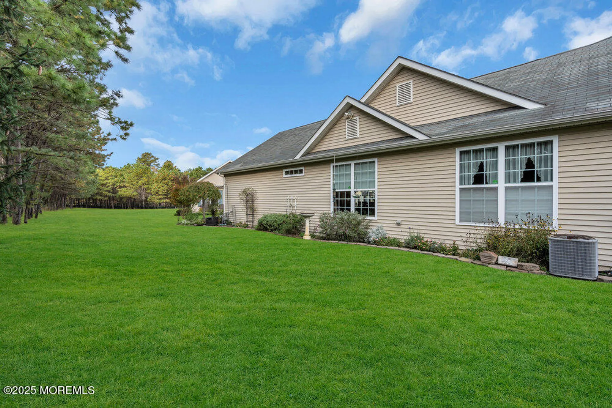 Property Slideshow image 9 of 27 | 55 winkle ct, Manchester, NJ, 08759