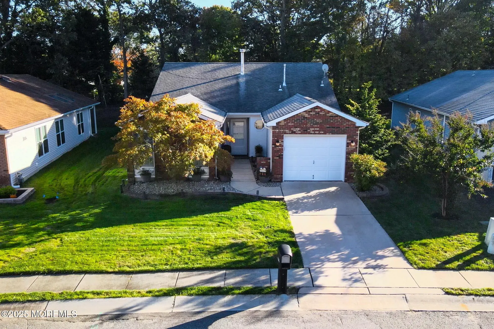 Property Slideshow image 2 of 44 | 1392 gleniffer hill rd, Toms River, NJ, 08755