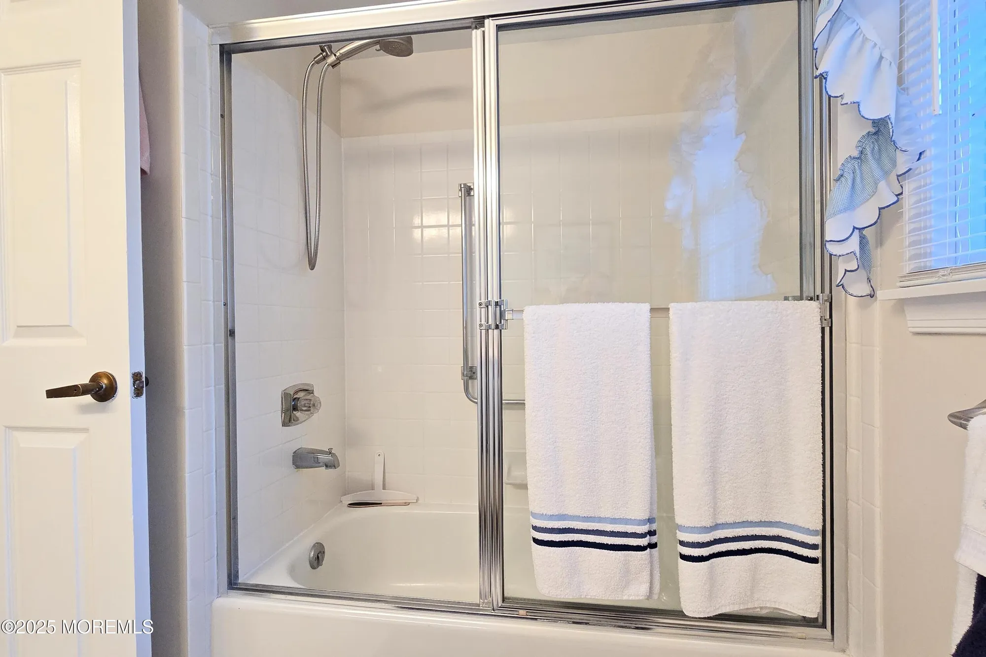 Property Slideshow image 22 of 44 | 1392 gleniffer hill rd, Toms River, NJ, 08755