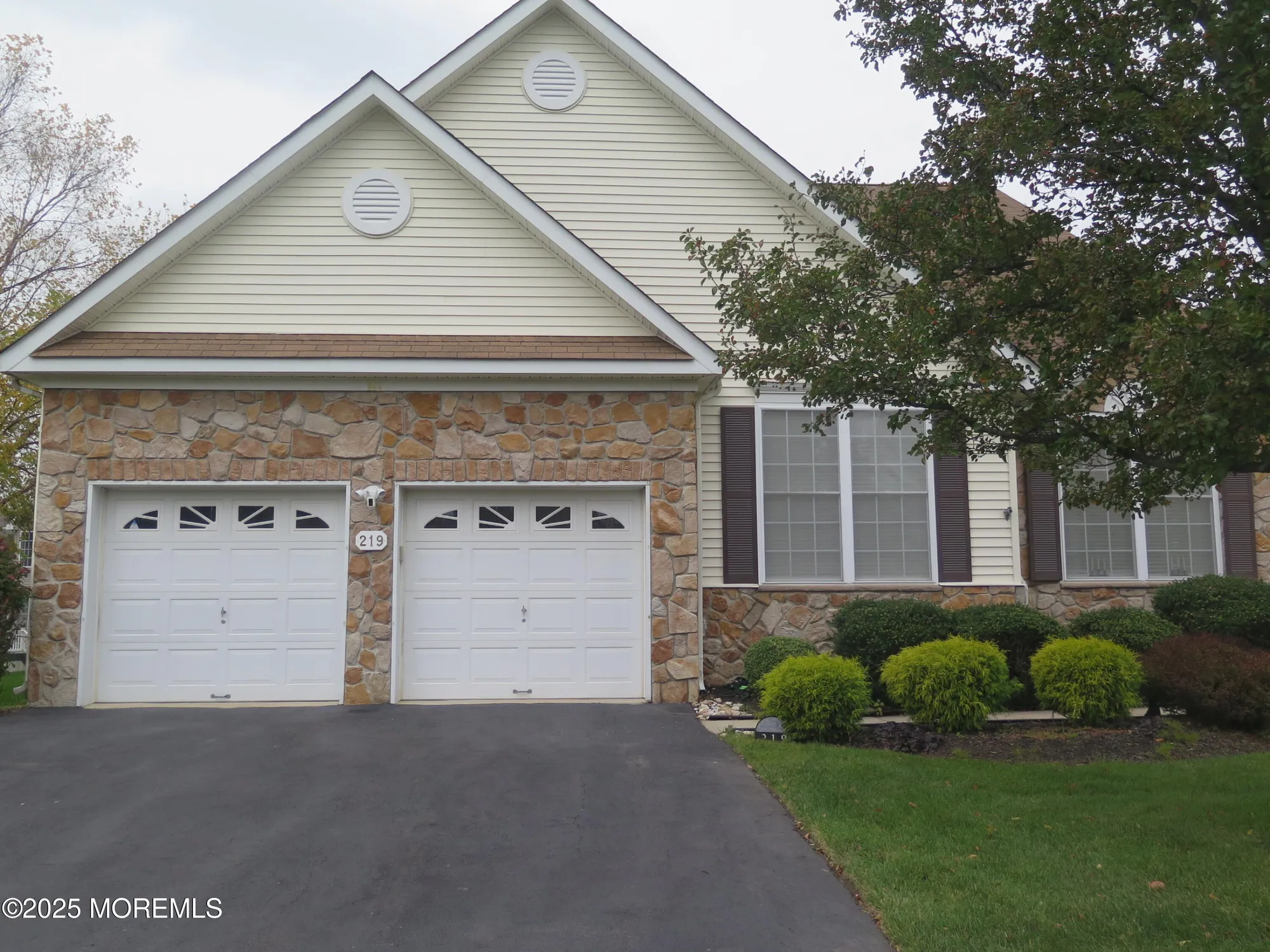 Property Slideshow image 1 of 44 | 219 everton blvd, Marlboro, NJ, 07746