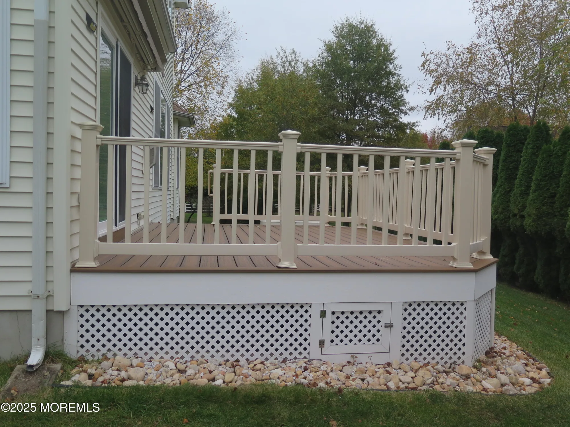 Property Slideshow image 37 of 44 | 219 everton blvd, Marlboro, NJ, 07746