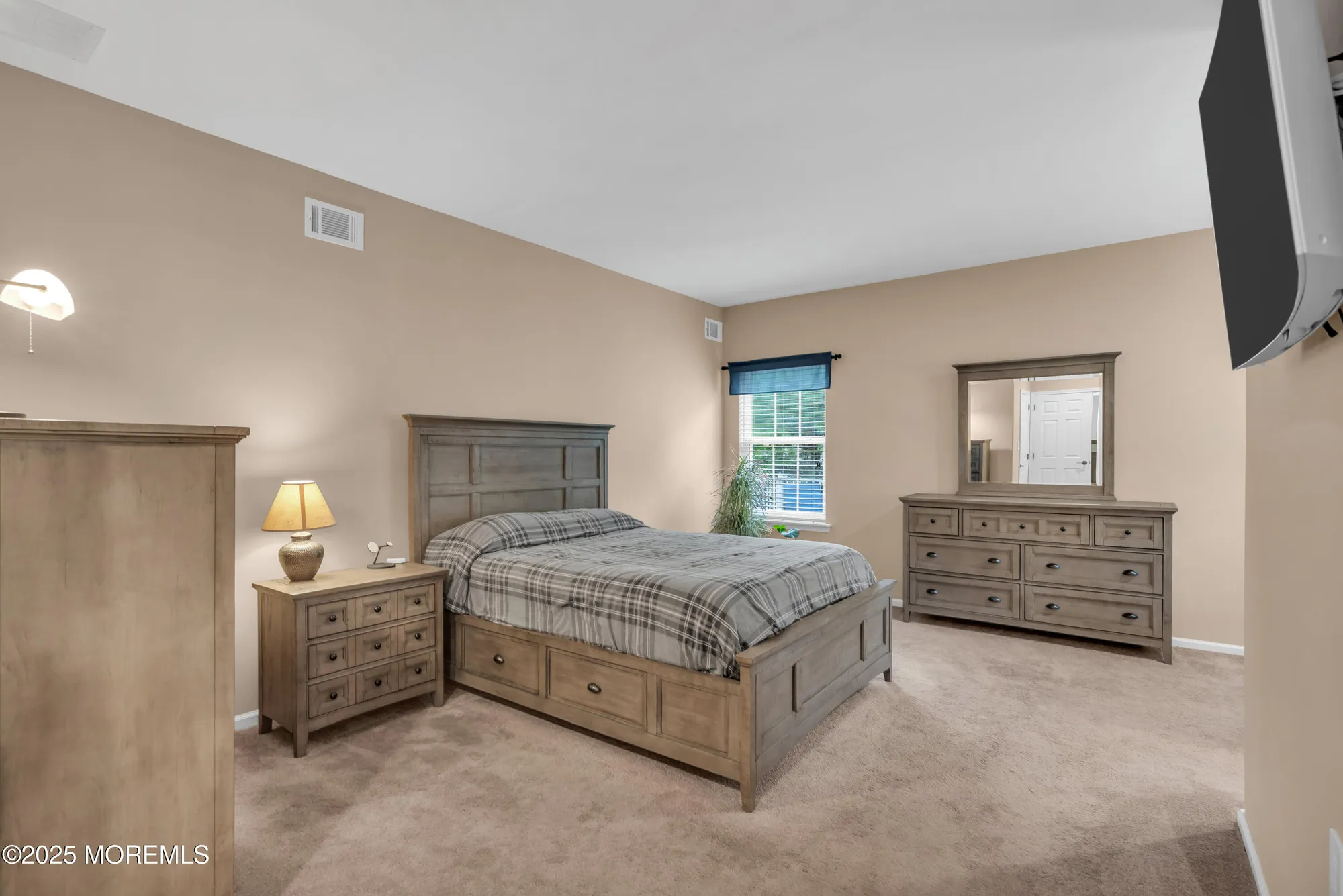 Property Slideshow image 22 of 32 | 128 eleanor rd, Manchester, NJ, 08759