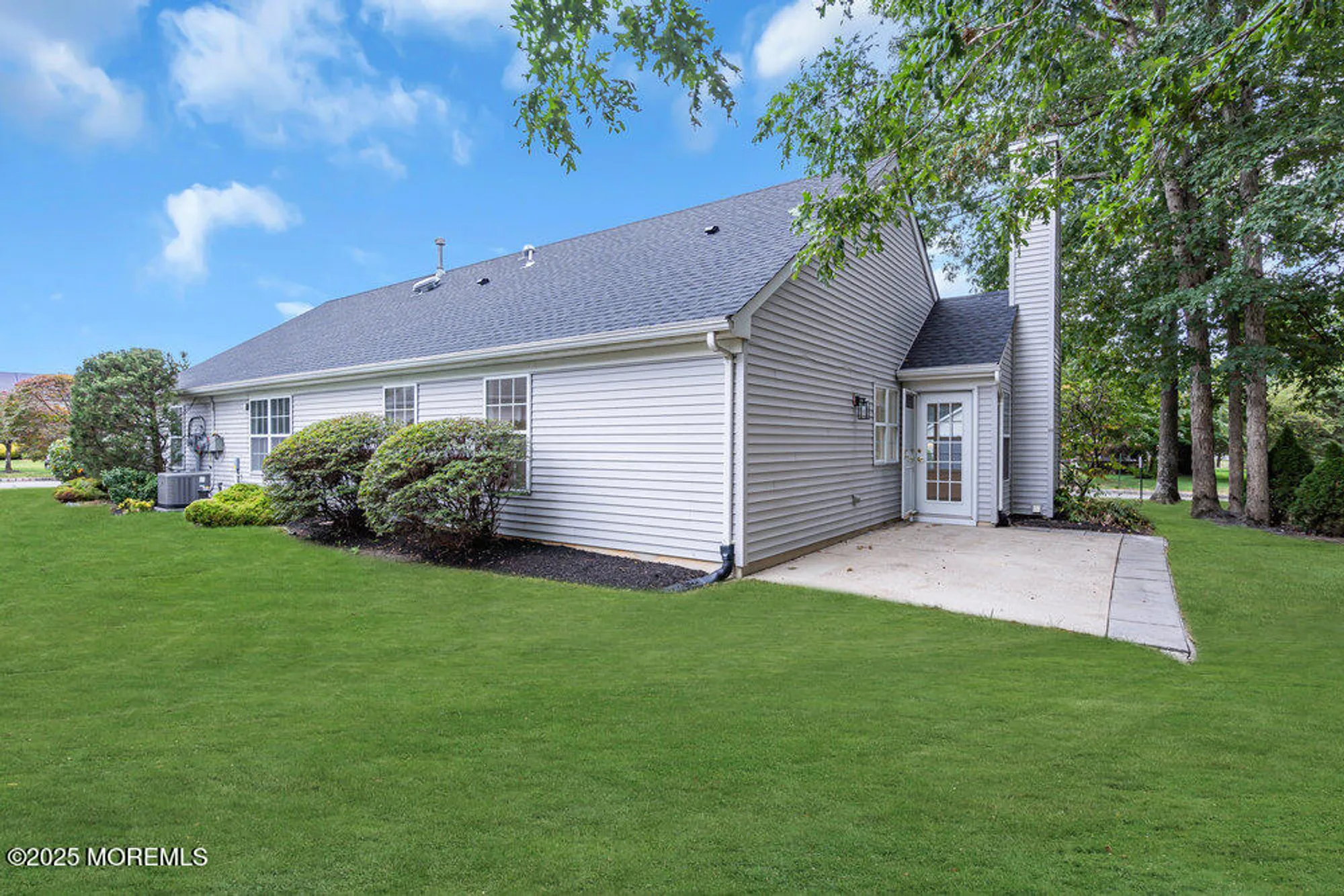 Property Slideshow image 39 of 40 | 2 schoolhouse ln, Lakewood, NJ, 08701