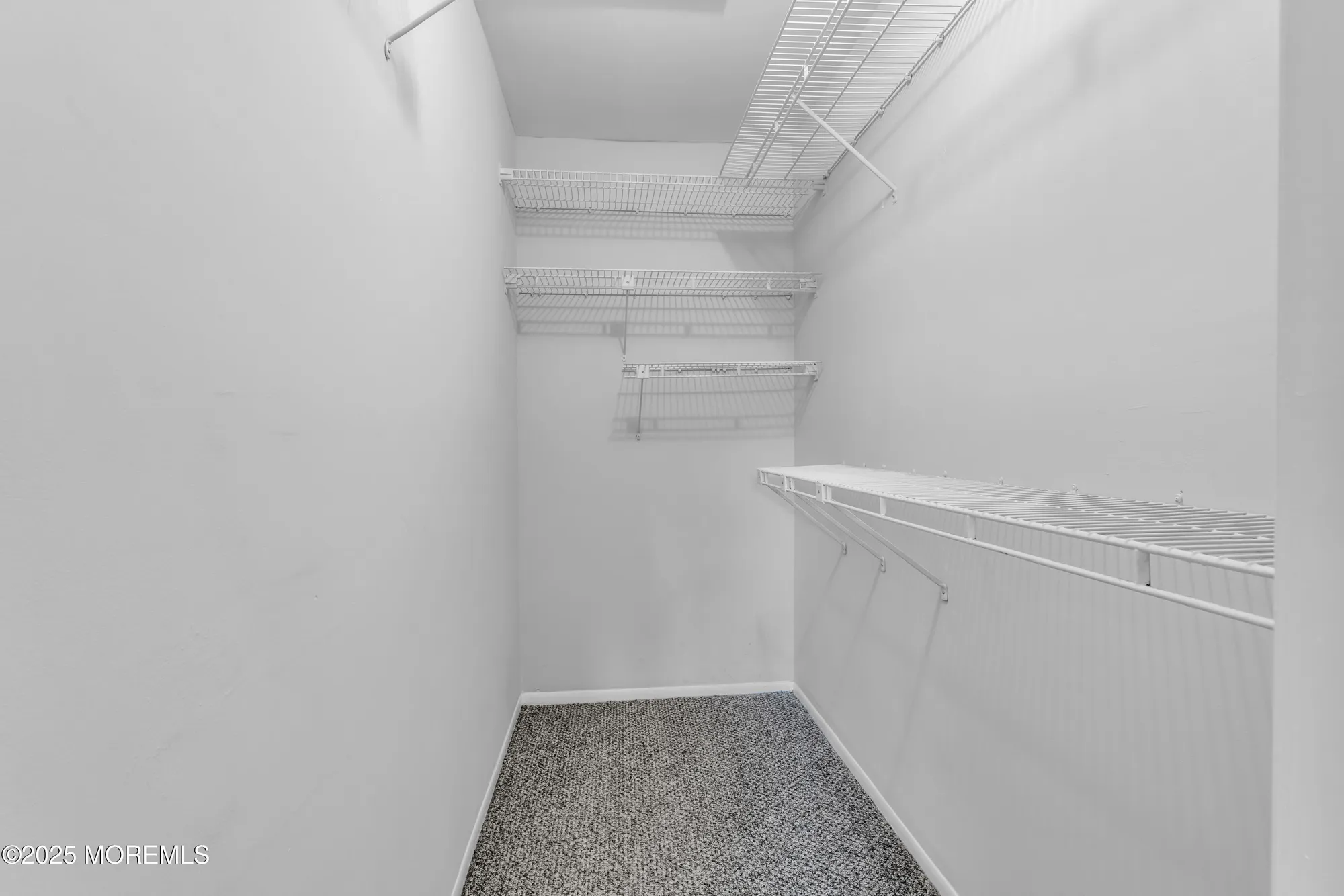 Property Slideshow image 14 of 23 | 33 auburn ct, Red Bank, NJ, 07701