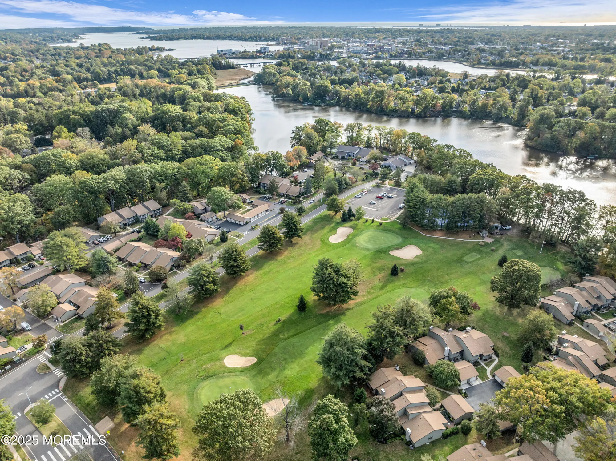 Property Slideshow image 19 of 23 | 33 auburn ct, Red Bank, NJ, 07701