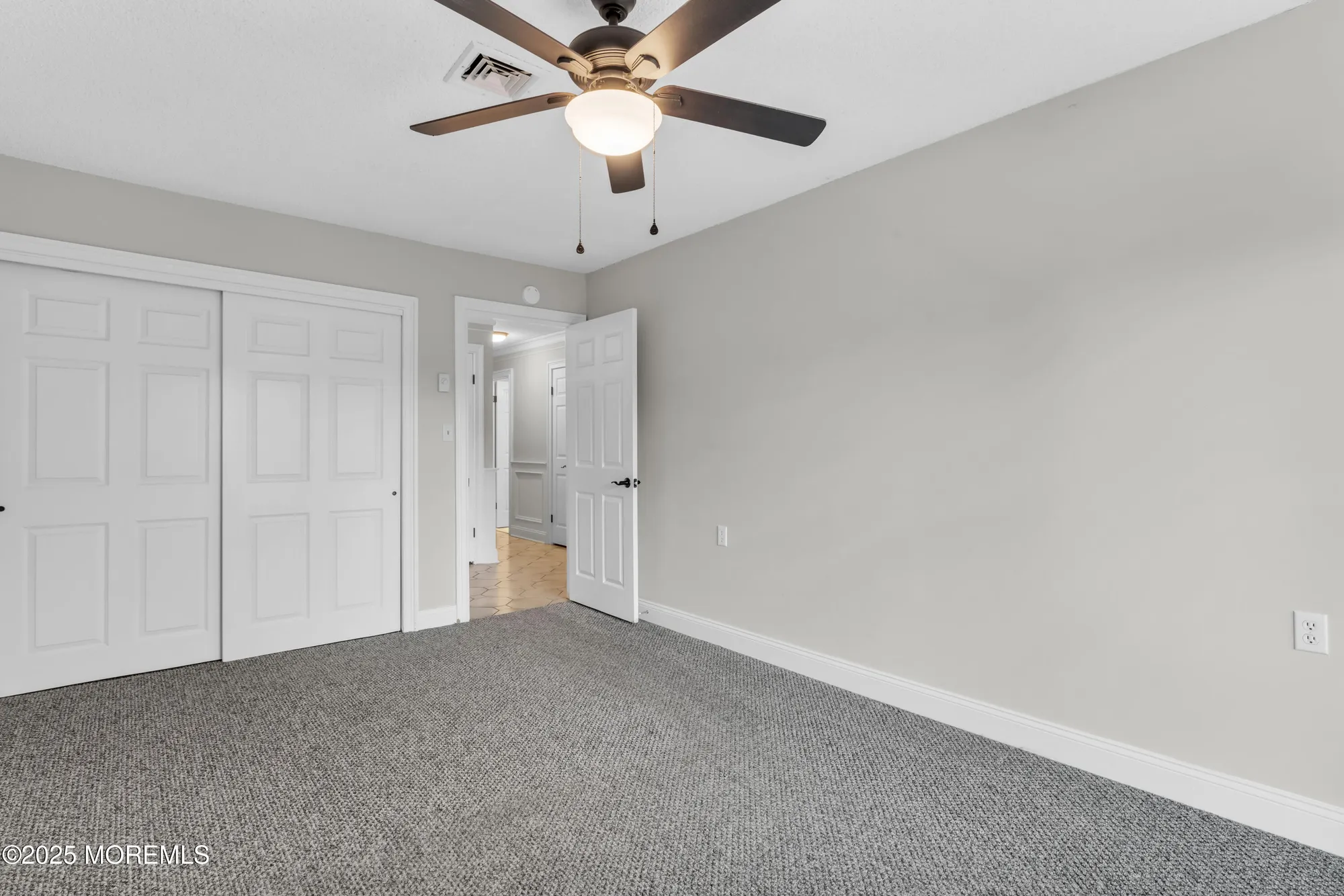 Property Slideshow image 18 of 23 | 33 auburn ct, Red Bank, NJ, 07701
