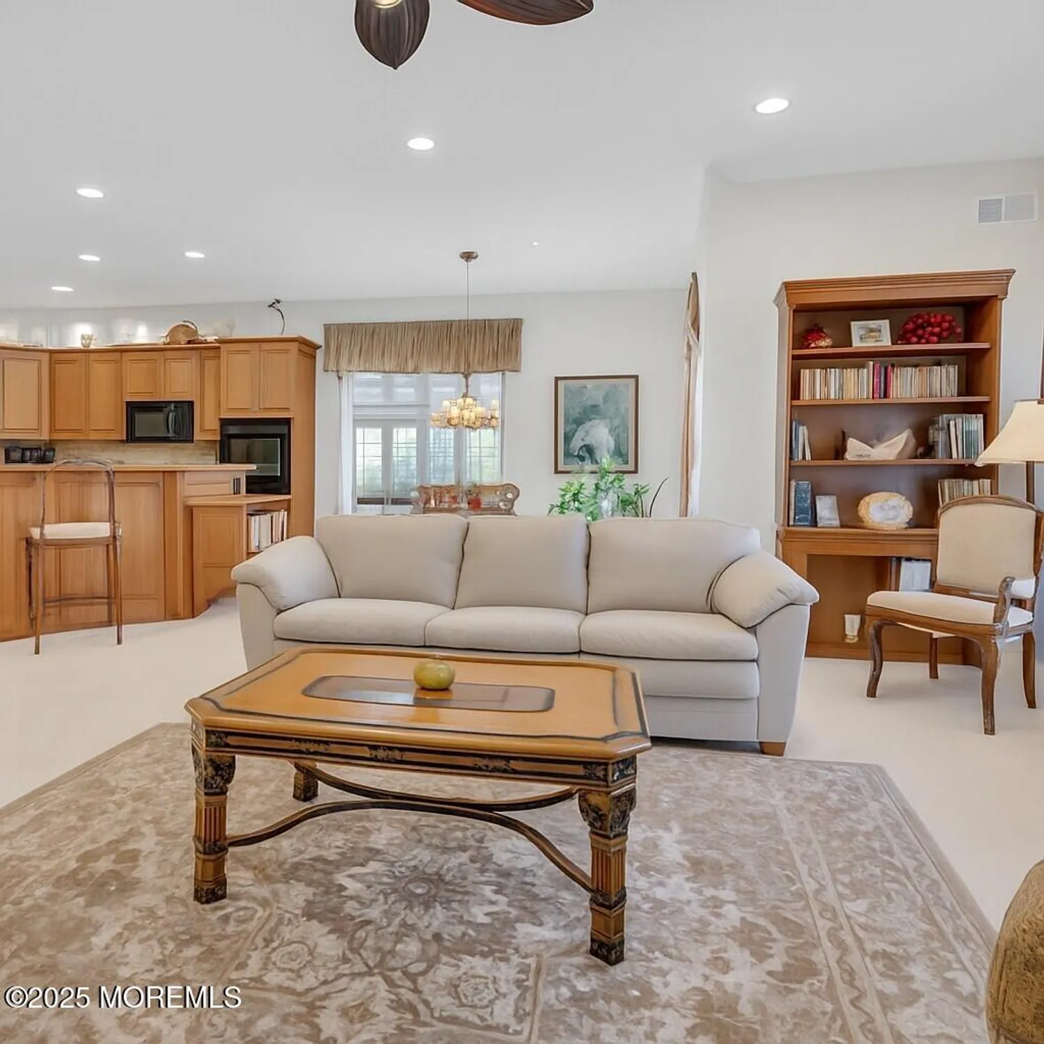 Property Slideshow image 13 of 47 | 6 northshire ct, Freehold, NJ, 07728