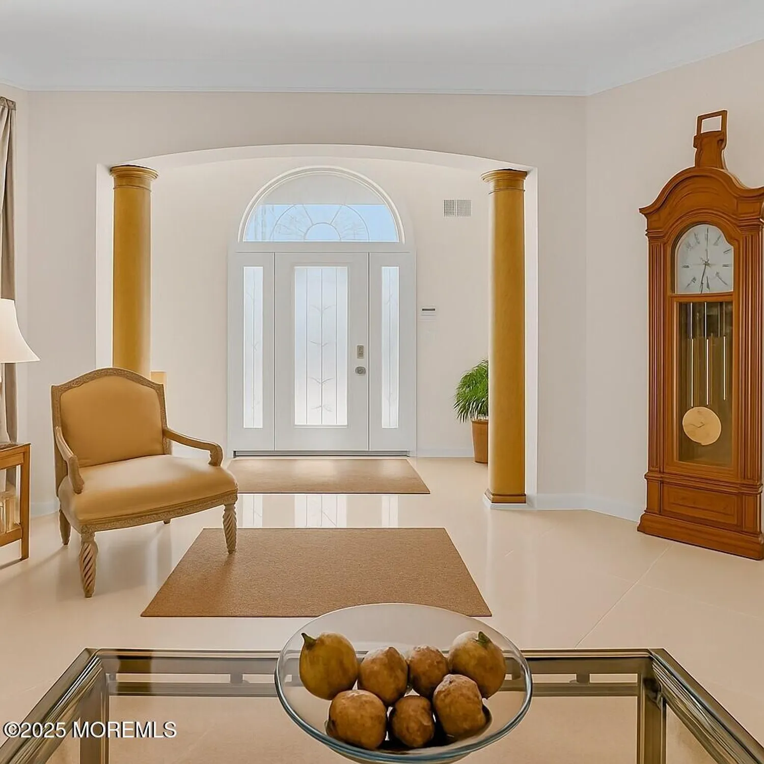 Property Slideshow image 8 of 47 | 6 northshire ct, Freehold, NJ, 07728