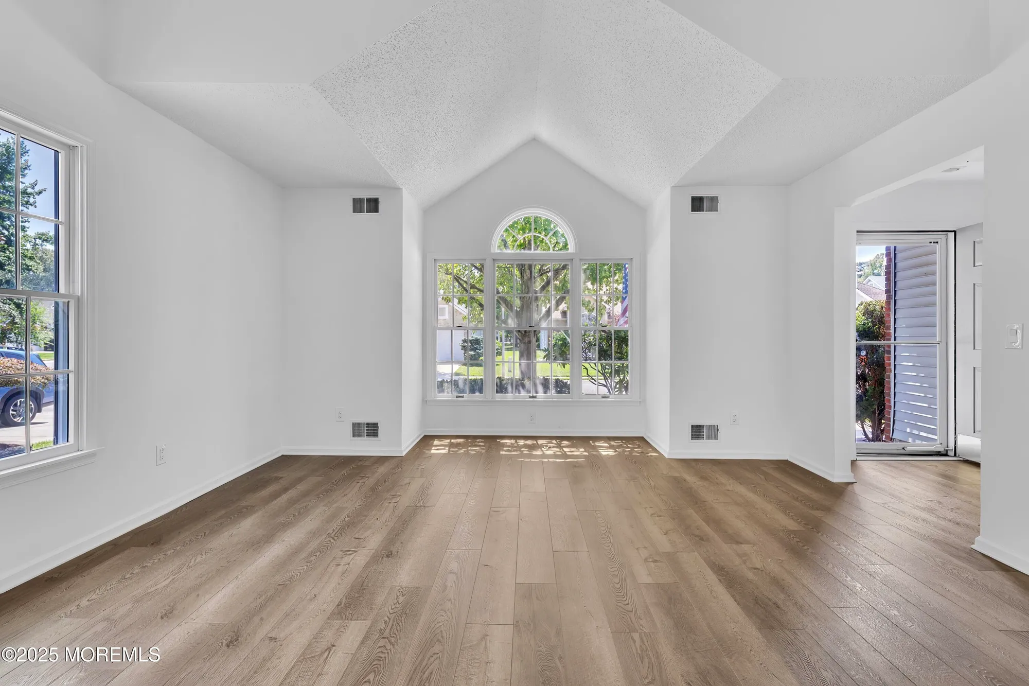 Property Slideshow image 12 of 54 | 1618 crimson rd, Toms River, NJ, 08755