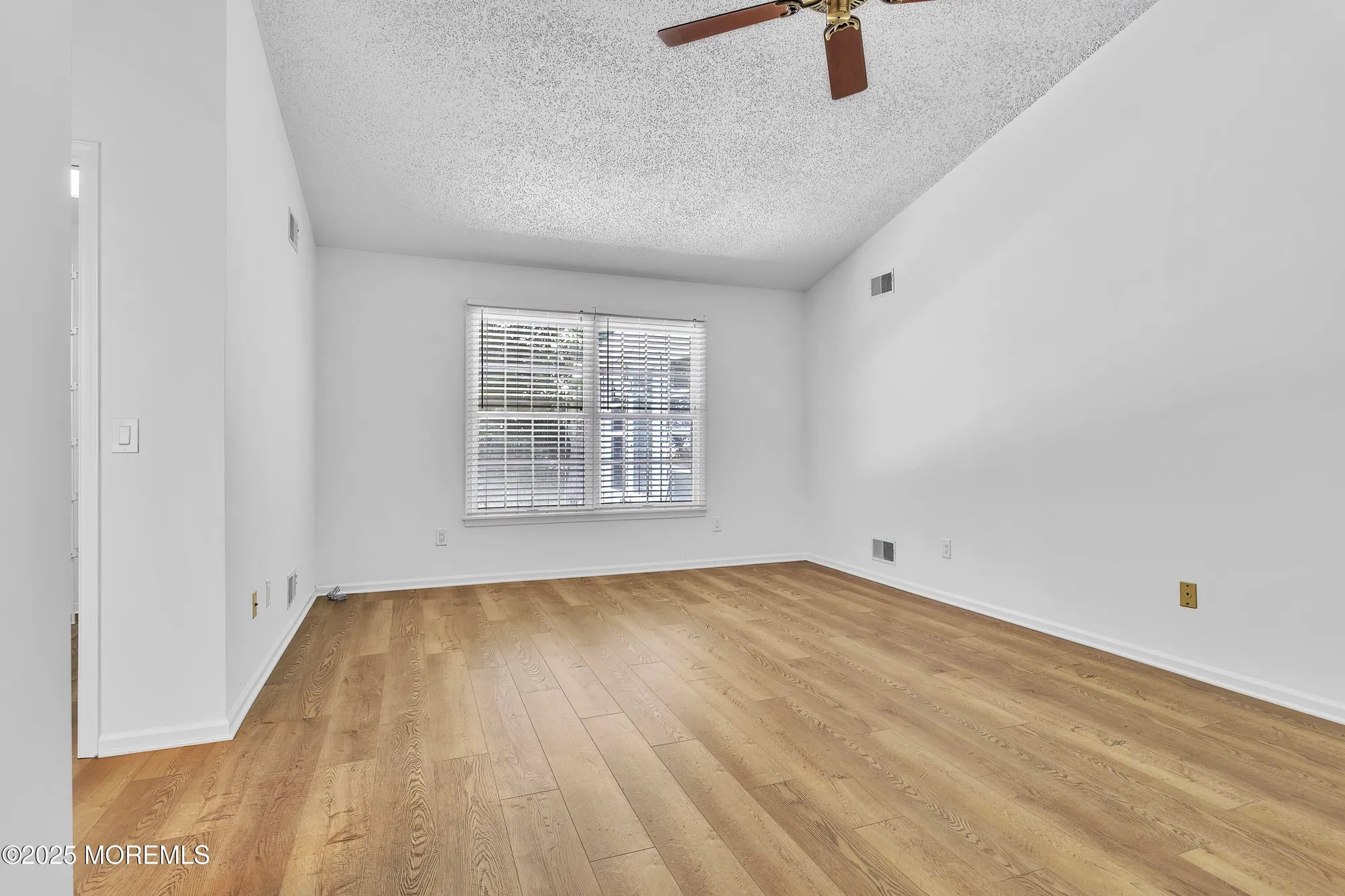 Property Slideshow image 18 of 54 | 1618 crimson rd, Toms River, NJ, 08755