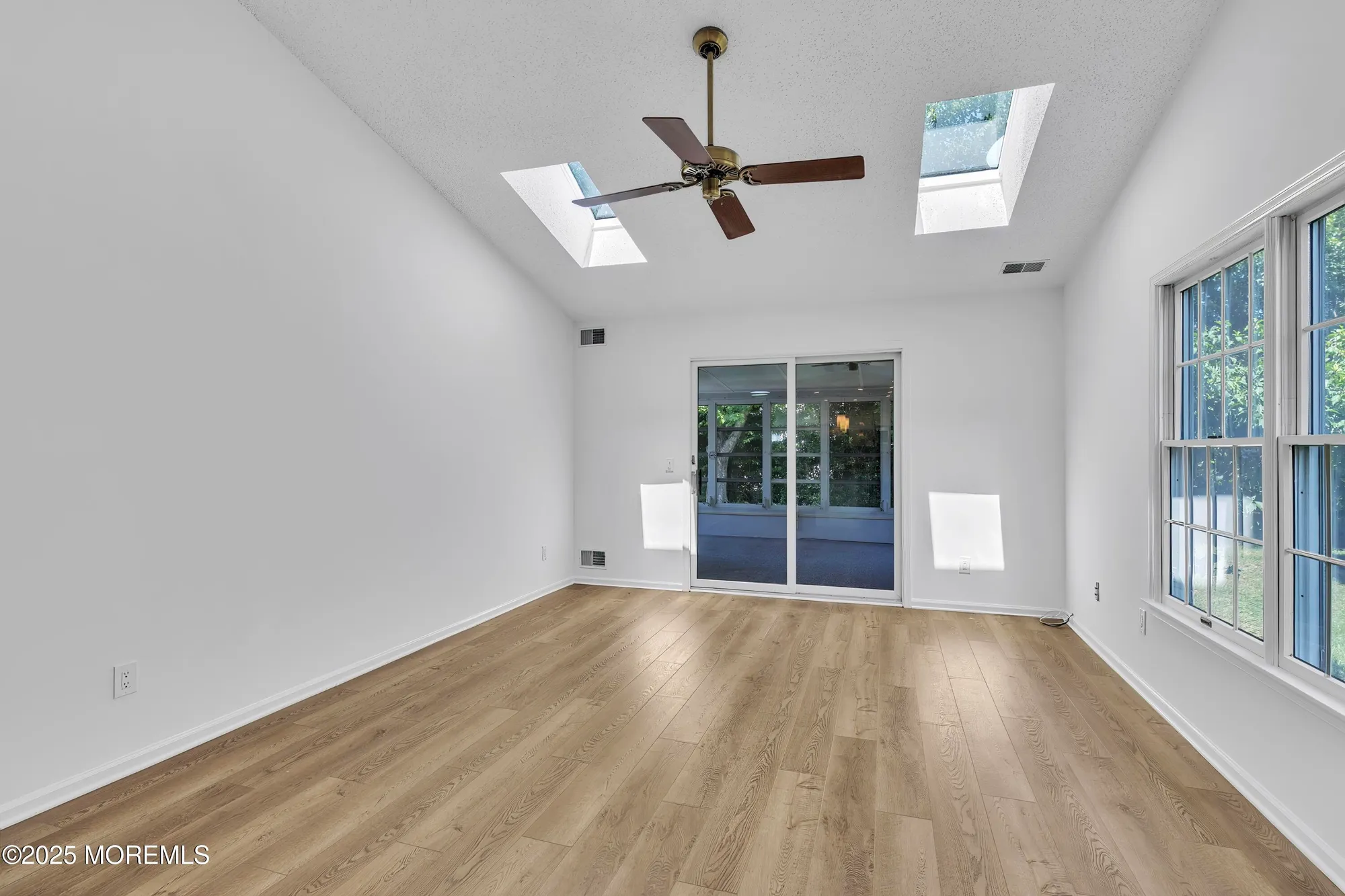 Property Slideshow image 33 of 54 | 1618 crimson rd, Toms River, NJ, 08755