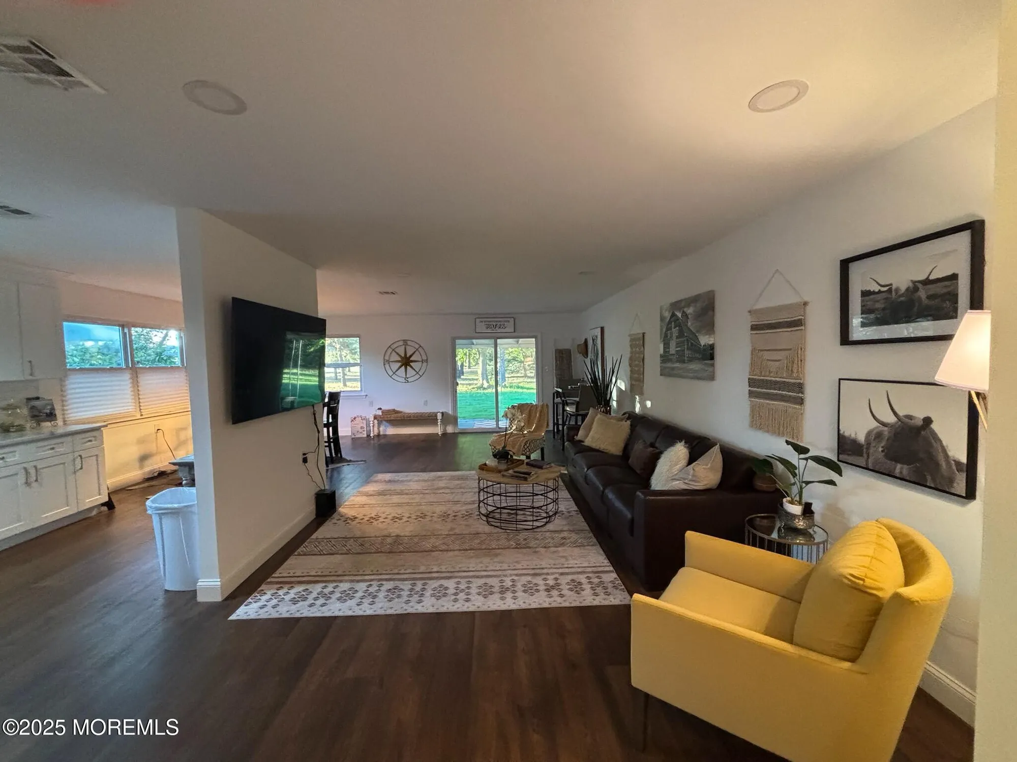 Property Slideshow image 6 of 20 | 10 whitman st, Brick, NJ, 08724