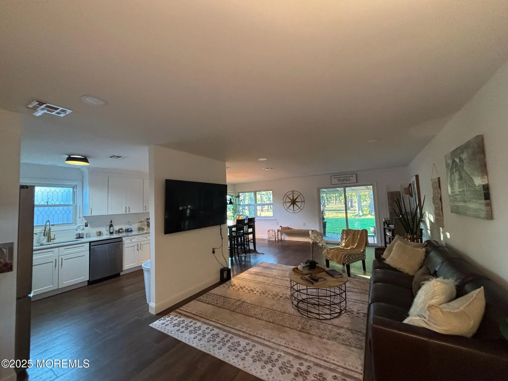 Property Slideshow image 5 of 20 | 10 whitman st, Brick, NJ, 08724