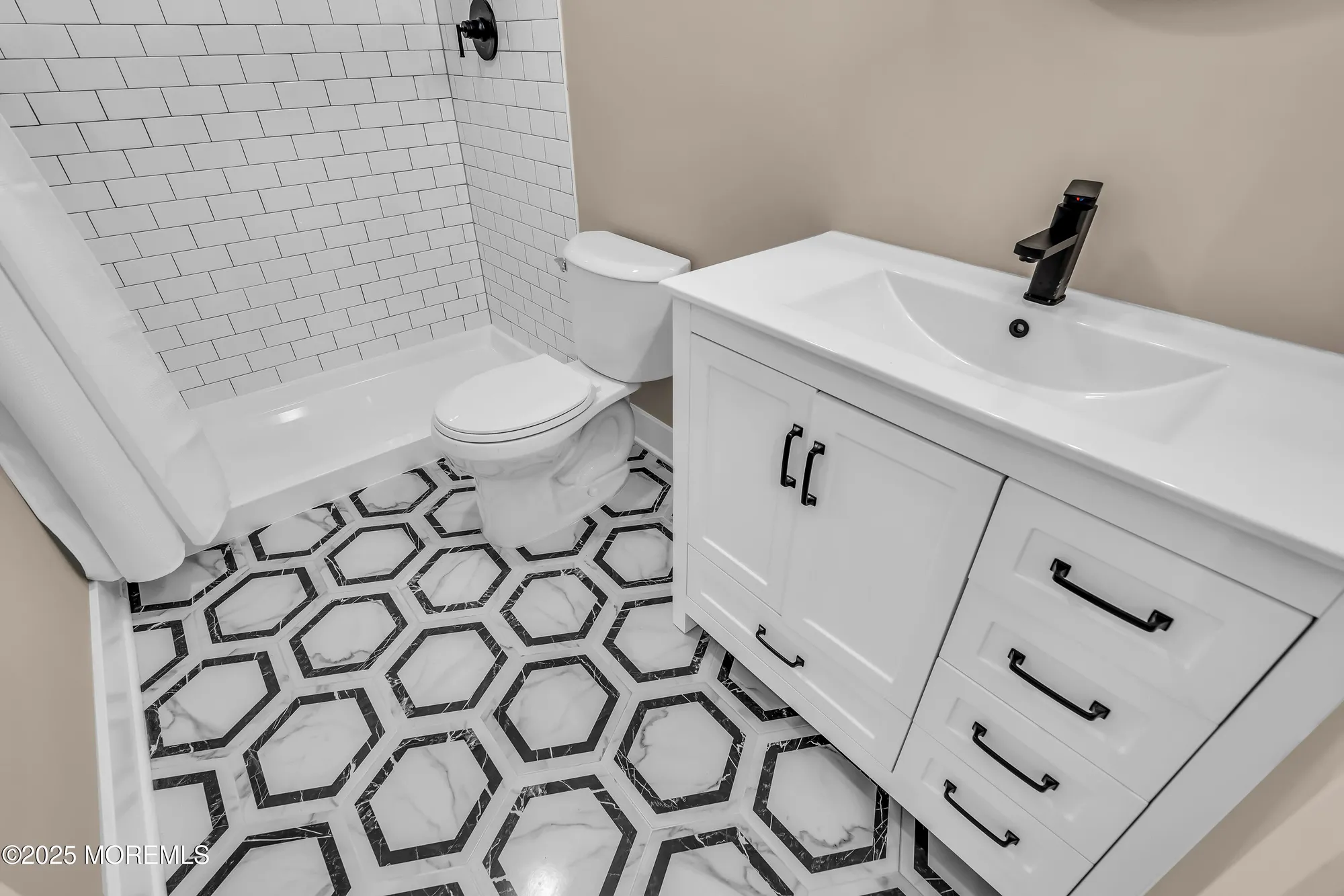 Property Slideshow image 28 of 41 | 6 langley rd, Toms River, NJ, 08757