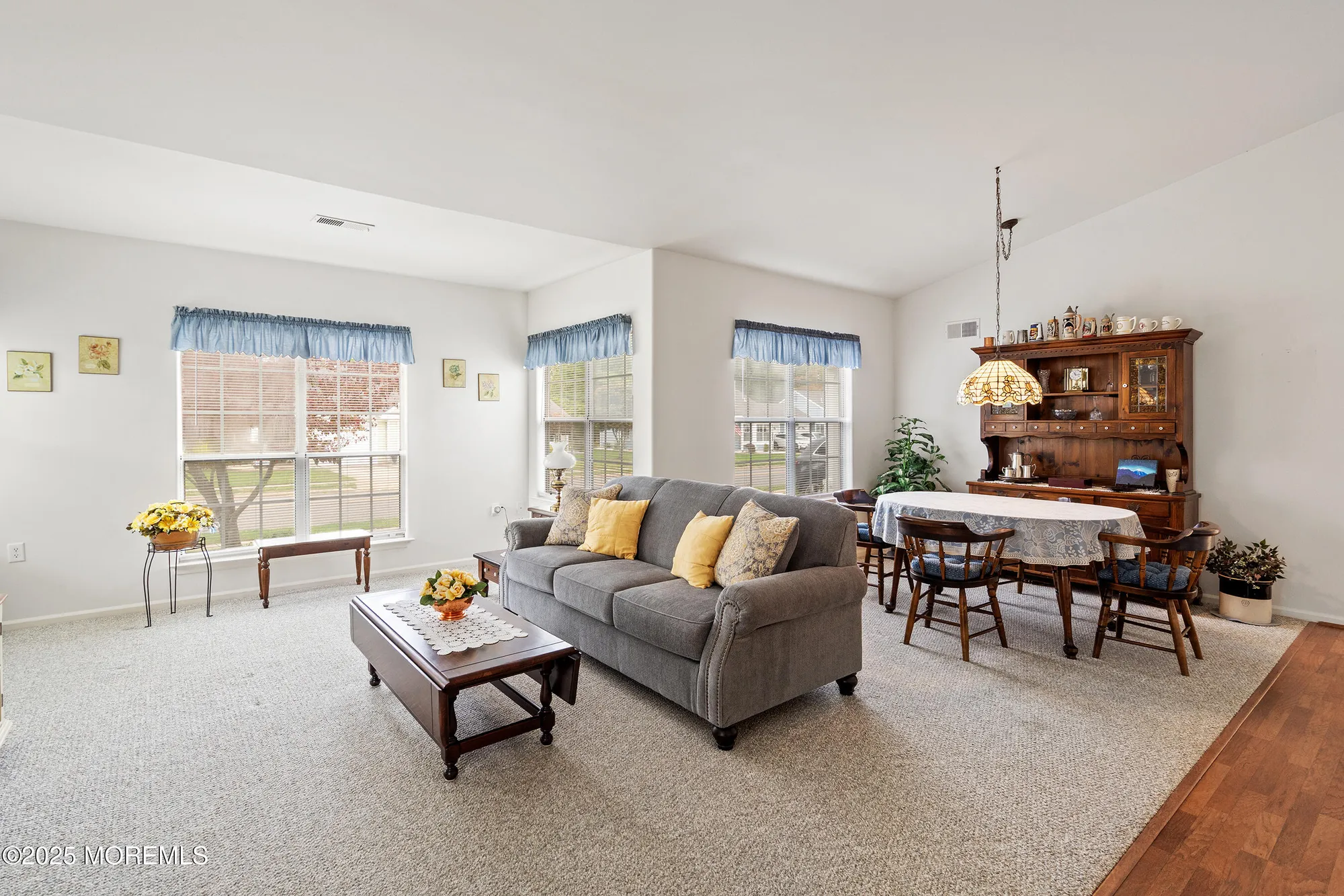 Property Slideshow image 2 of 40 | 1136b thornbury ln, Manchester, NJ, 08759