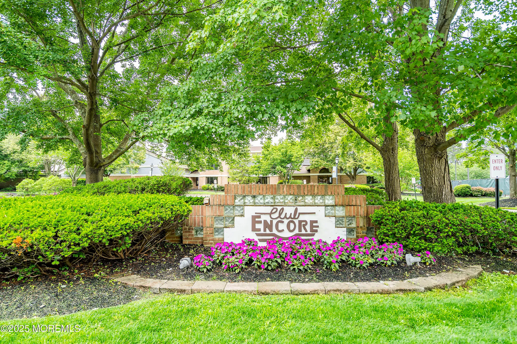 Property Slideshow image 28 of 40 | 1136b thornbury ln, Manchester, NJ, 08759