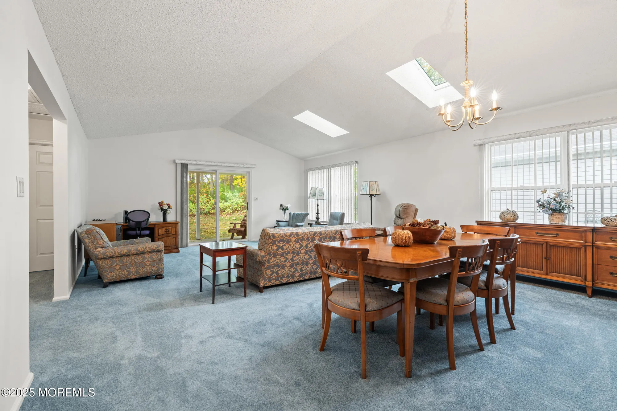 Property Slideshow image 8 of 21 | 65 sleepy hollow dr, Brick, NJ, 08724