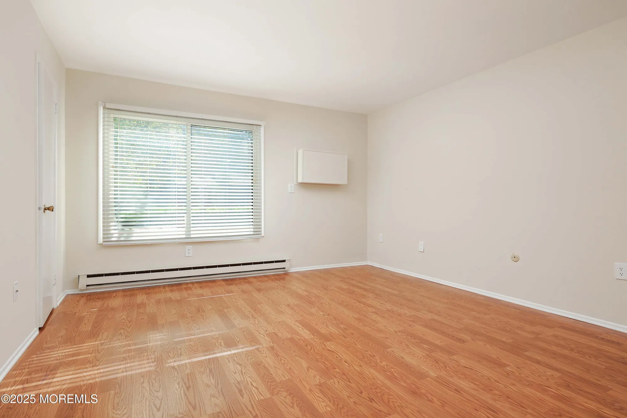 Property Slideshow image 22 of 38 | 109 lexington ct, Red Bank, NJ, 07701