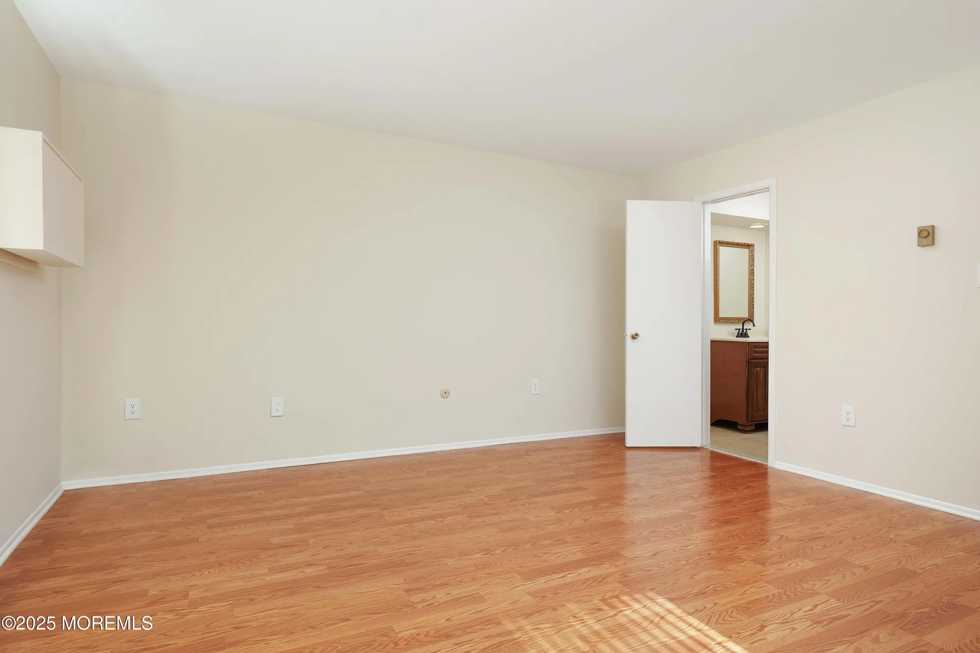 Property Slideshow image 24 of 38 | 109 lexington ct, Red Bank, NJ, 07701