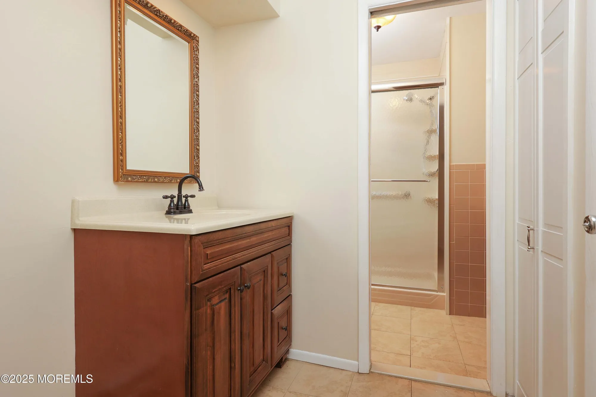 Property Slideshow image 26 of 38 | 109 lexington ct, Red Bank, NJ, 07701