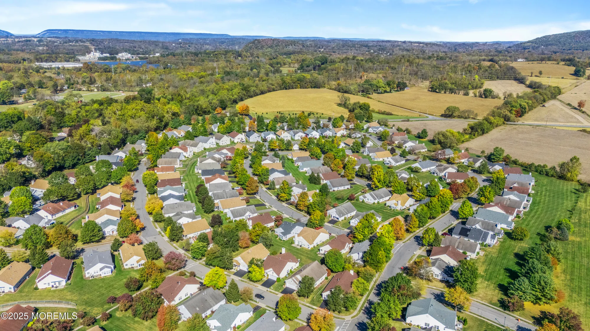 Property Slideshow image 40 of 46 | 2 stafford ln, Belvidere, NJ, 07823