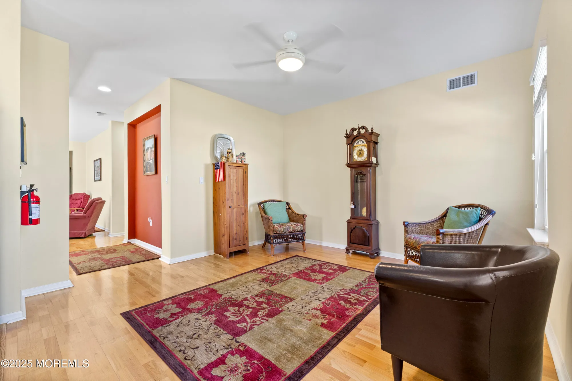 Property Slideshow image 11 of 46 | 2 stafford ln, Belvidere, NJ, 07823