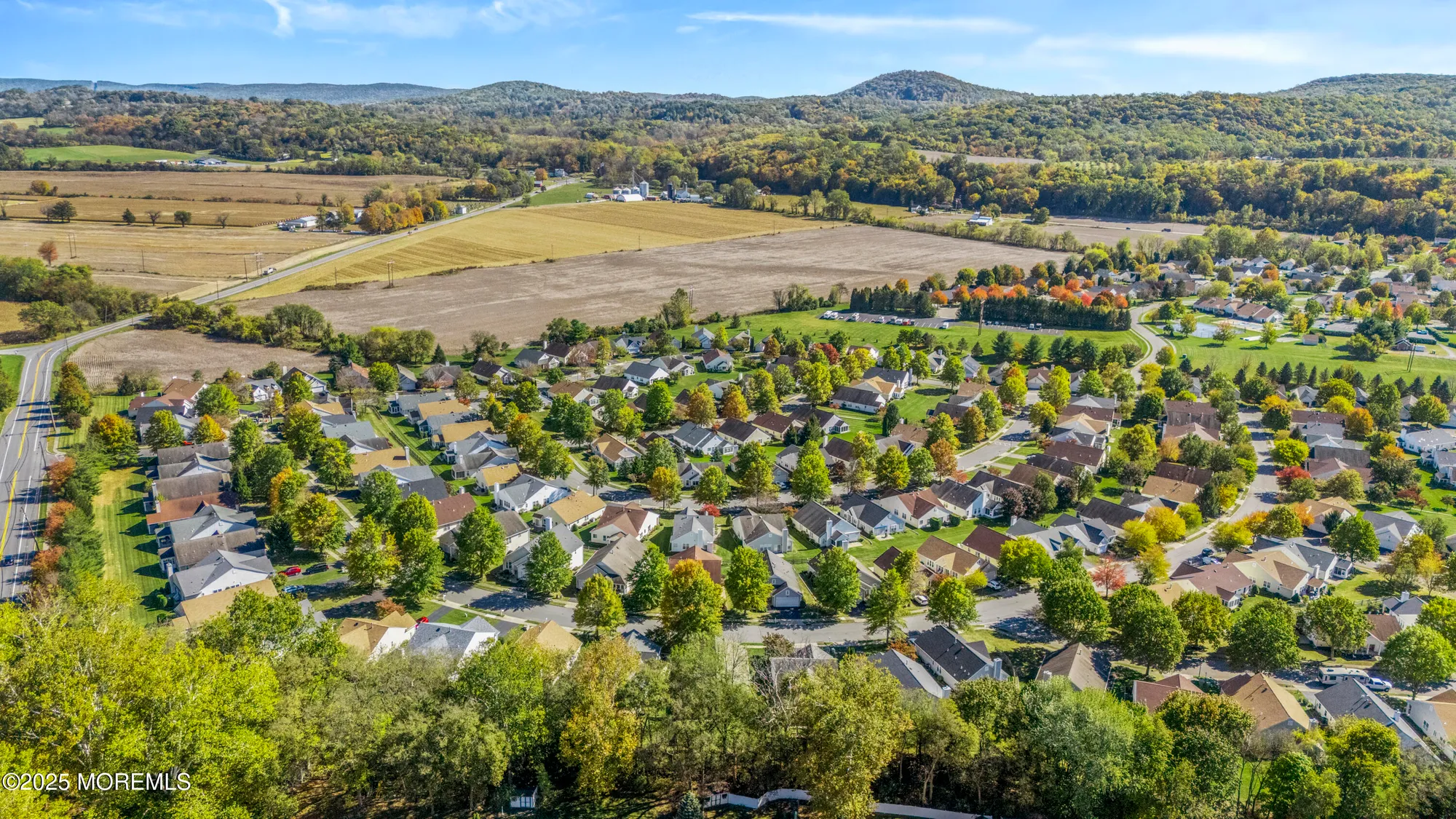 Property Slideshow image 41 of 46 | 2 stafford ln, Belvidere, NJ, 07823