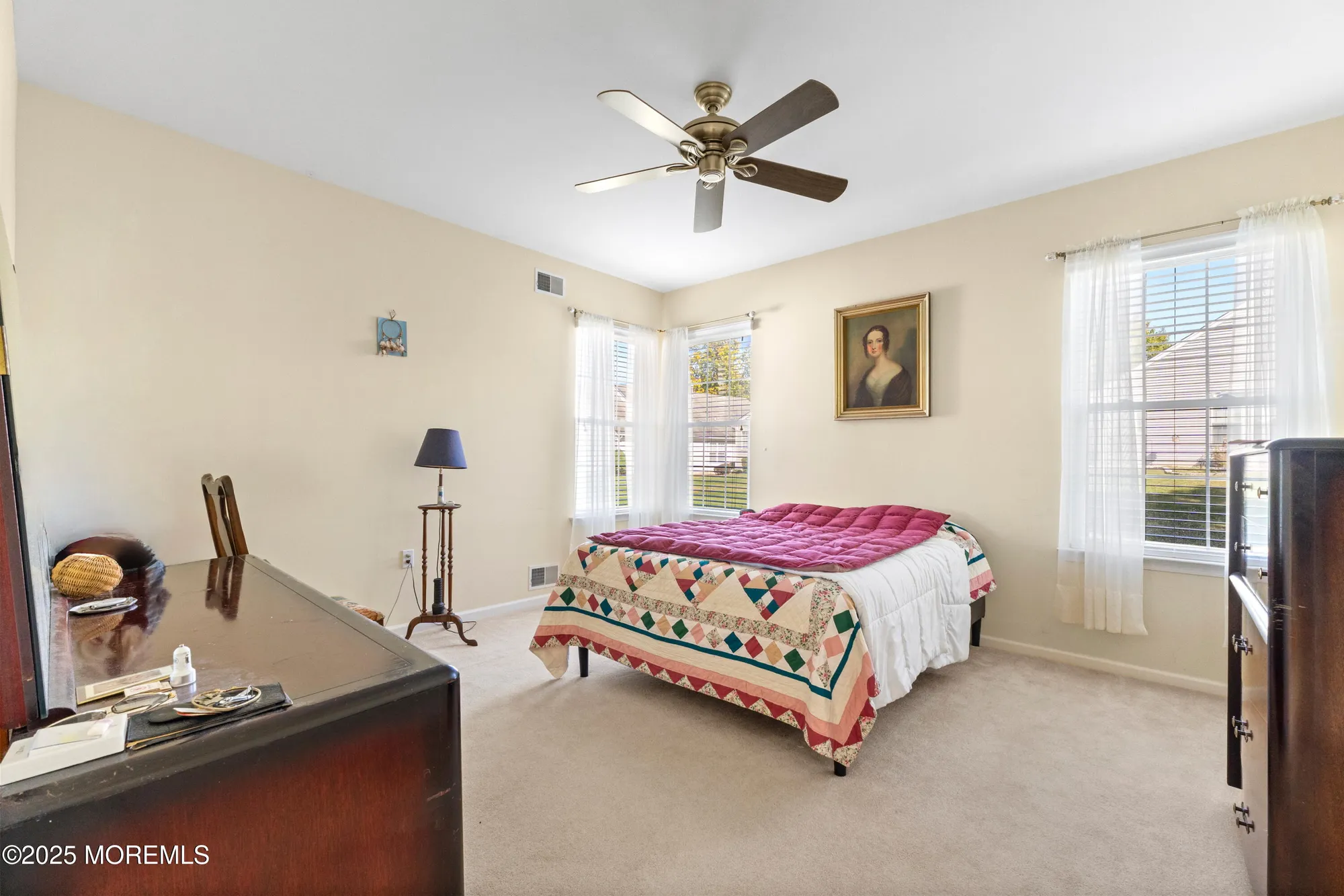 Property Slideshow image 21 of 46 | 2 stafford ln, Belvidere, NJ, 07823