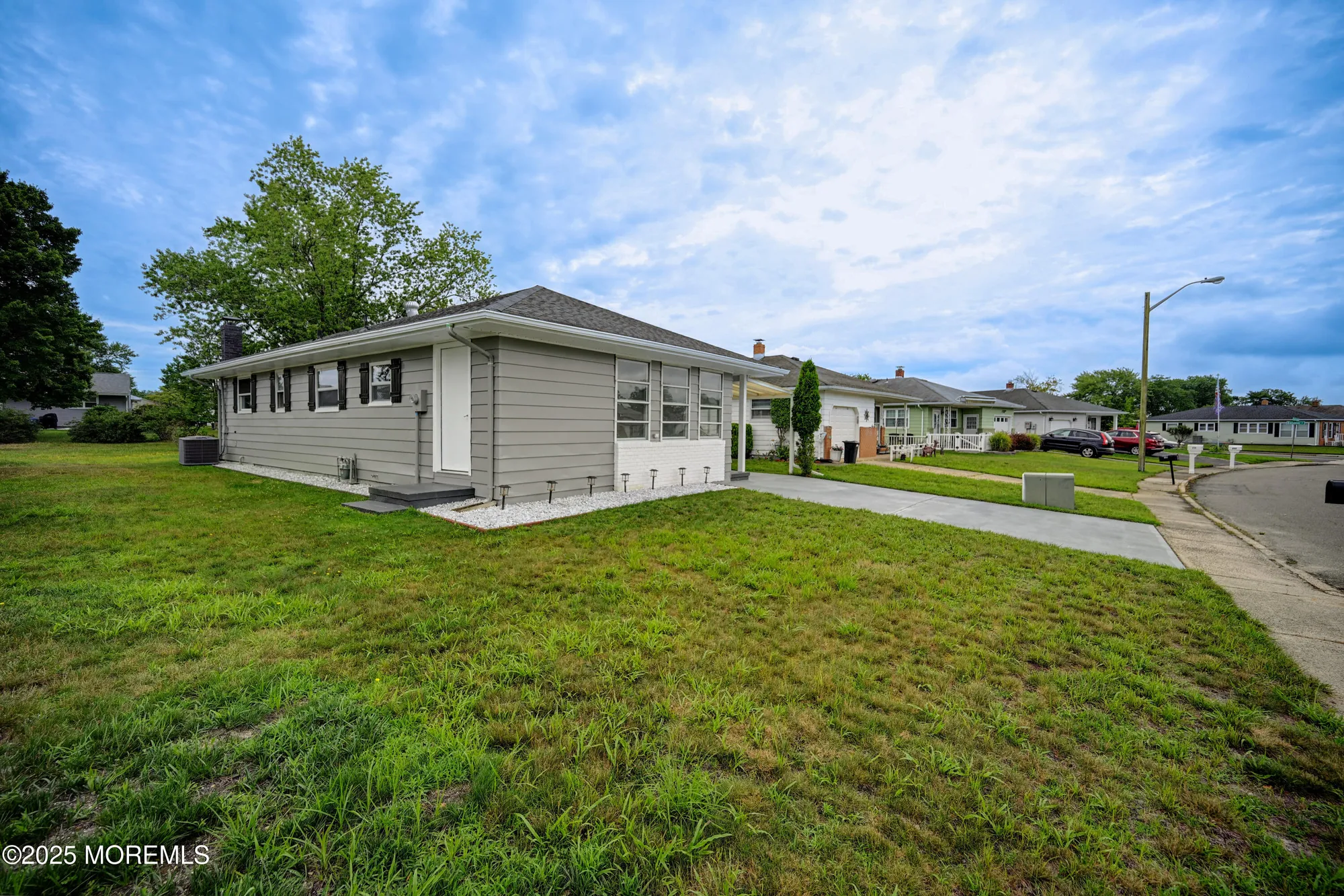 Property Slideshow image 13 of 36 | 234 charlotteville dr, Toms River, NJ, 08757