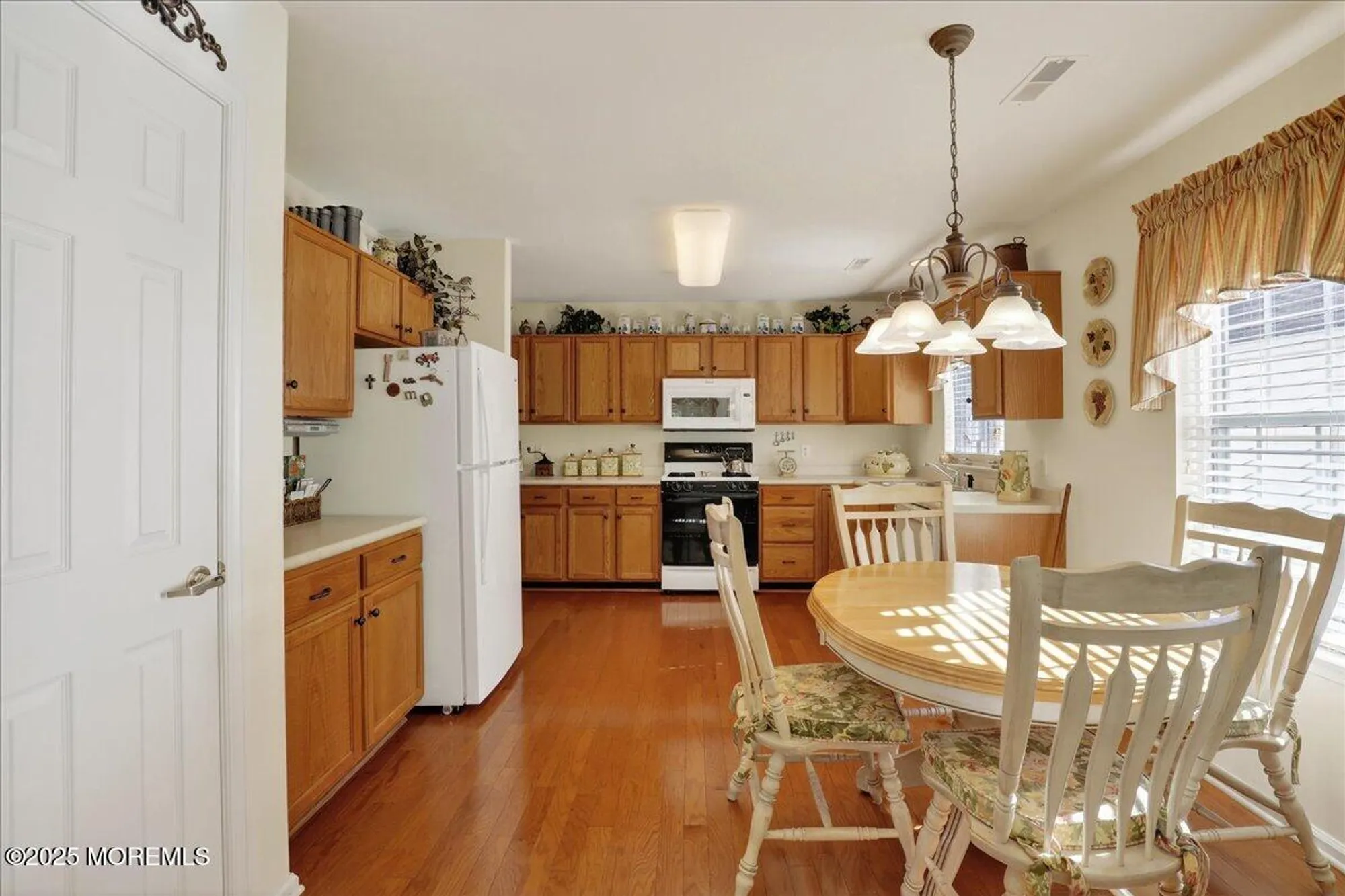 Property Slideshow image 14 of 46 | 54 merion ln, Jackson, NJ, 08527