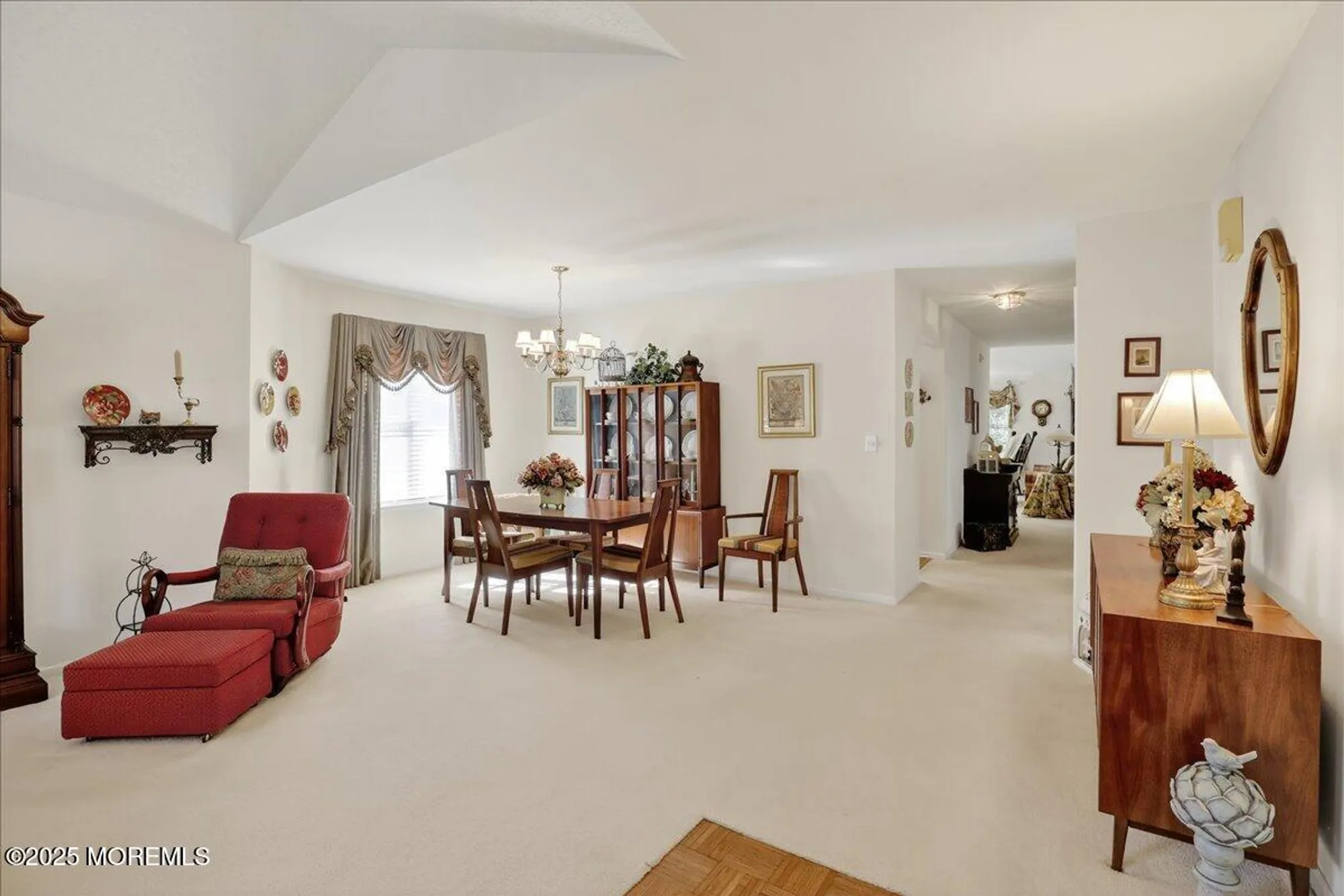 Property Slideshow image 4 of 46 | 54 merion ln, Jackson, NJ, 08527