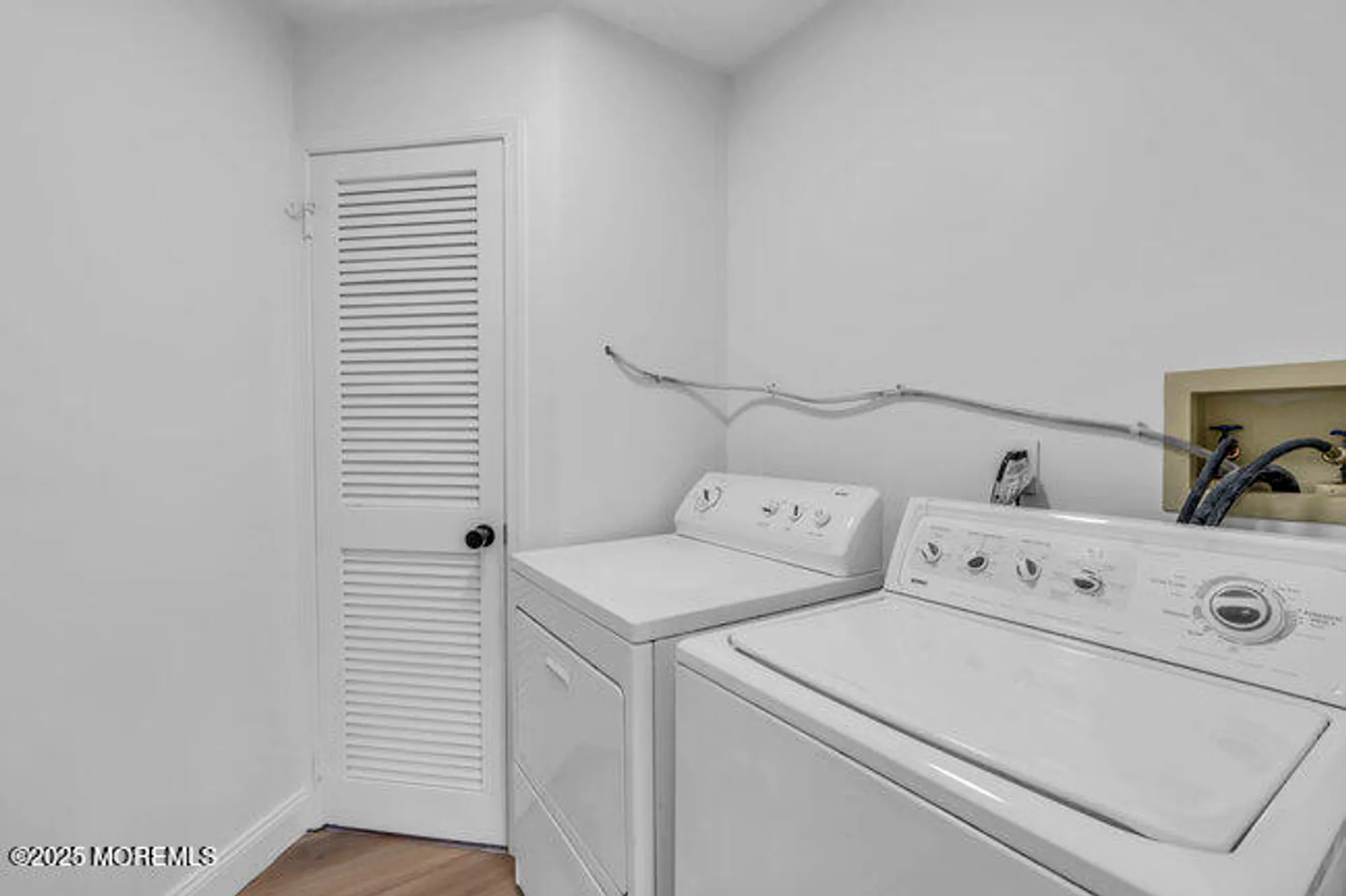 Property Slideshow image 17 of 19 | 11 sedgwick sq, Jackson, NJ, 08527