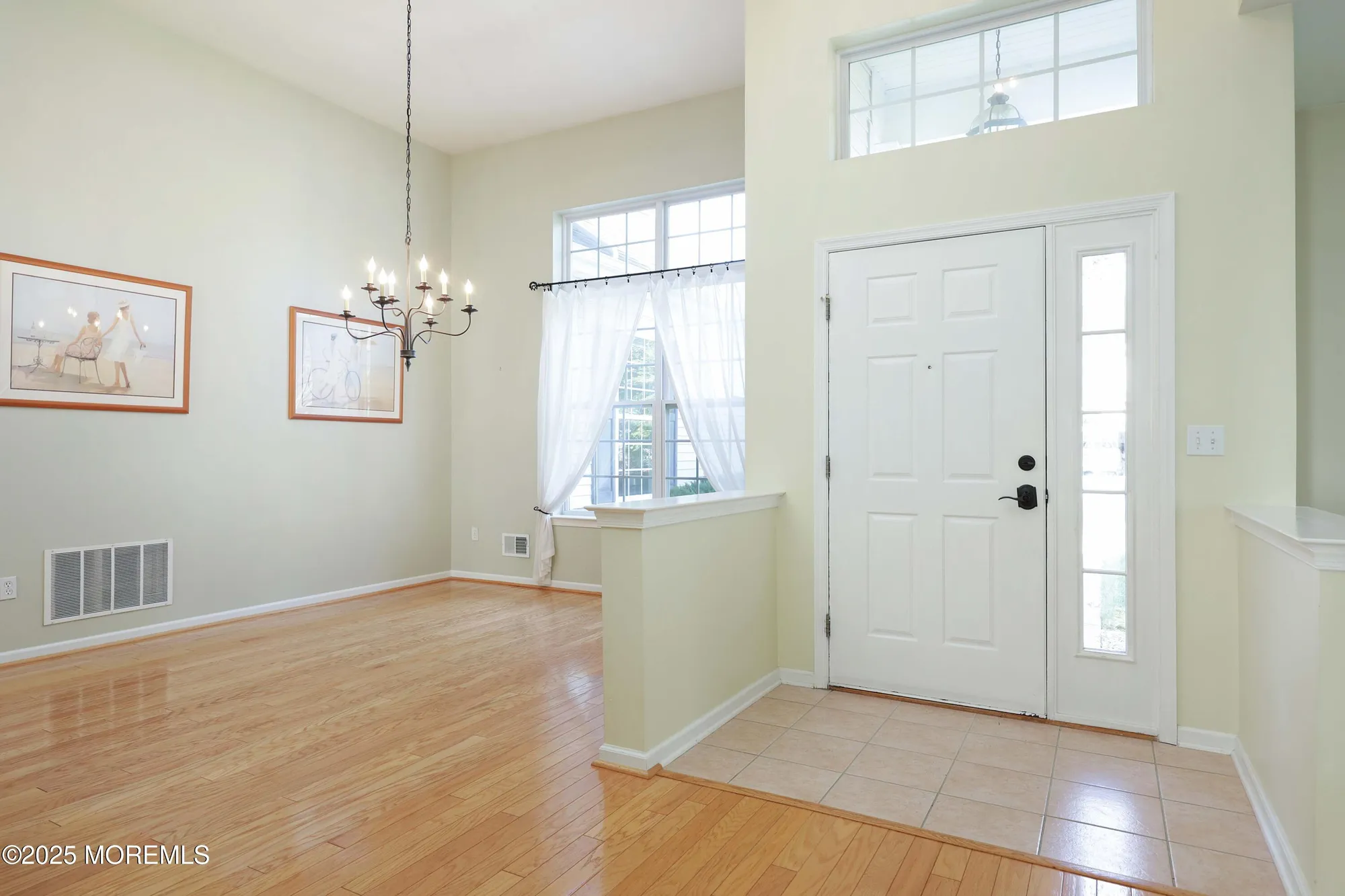Property Slideshow image 7 of 47 | 28 passage ln, Barnegat, NJ, 08005