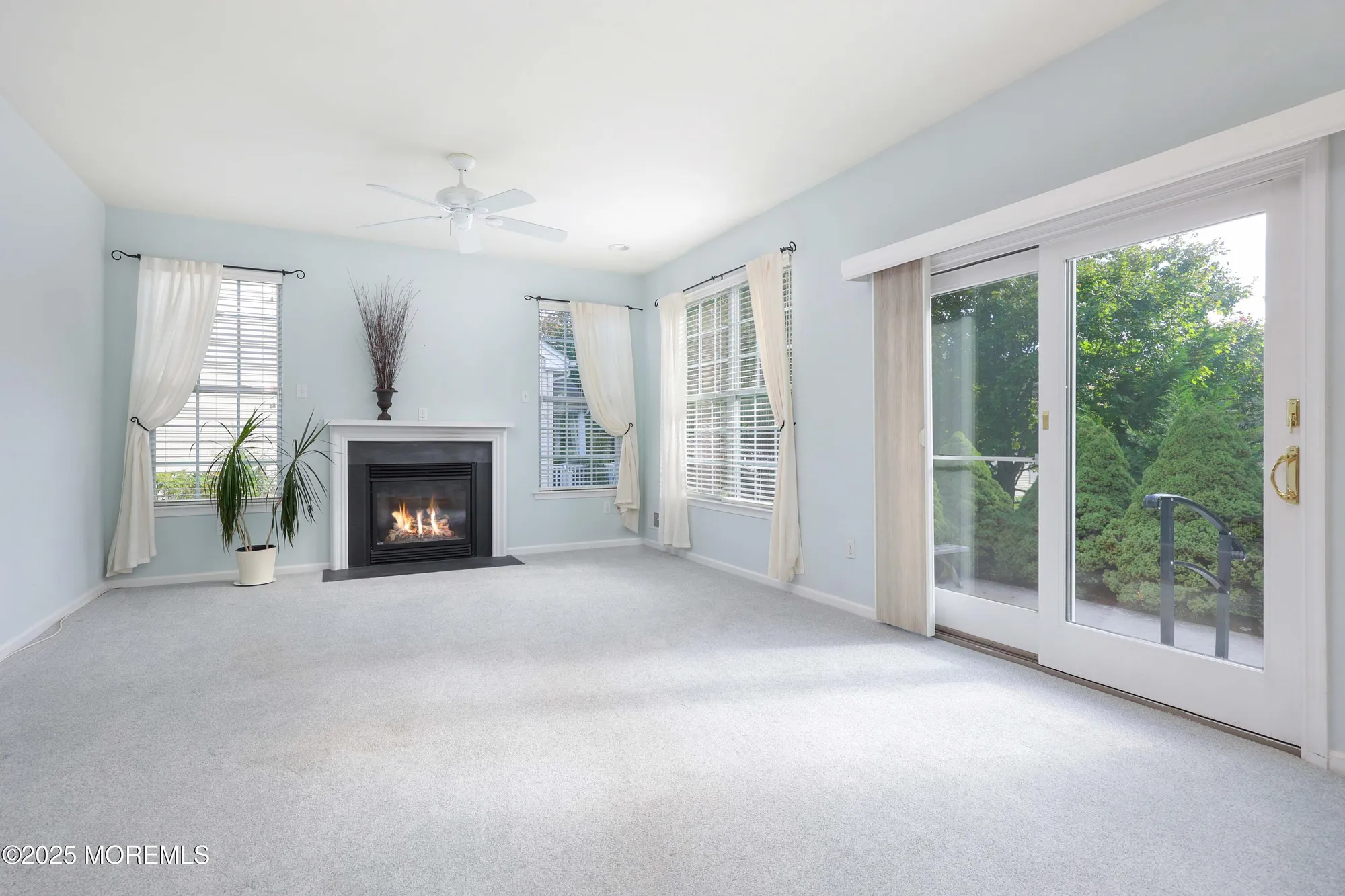 Property Slideshow image 23 of 47 | 28 passage ln, Barnegat, NJ, 08005
