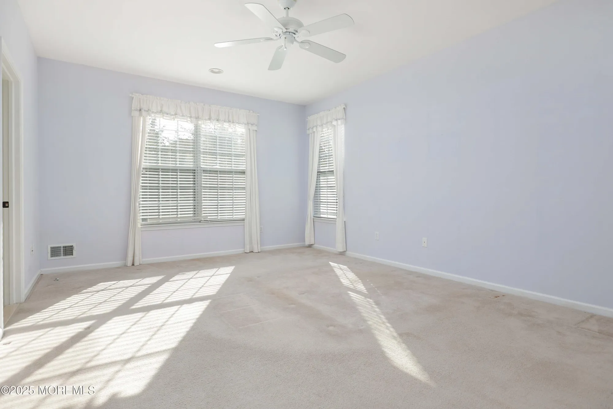 Property Slideshow image 25 of 47 | 28 passage ln, Barnegat, NJ, 08005