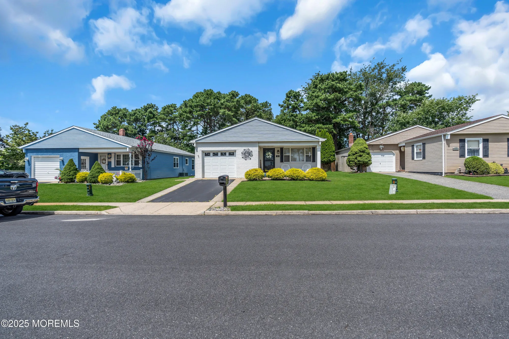 Property Slideshow image 4 of 34 | 15 encinitas dr, Toms River, NJ, 08757