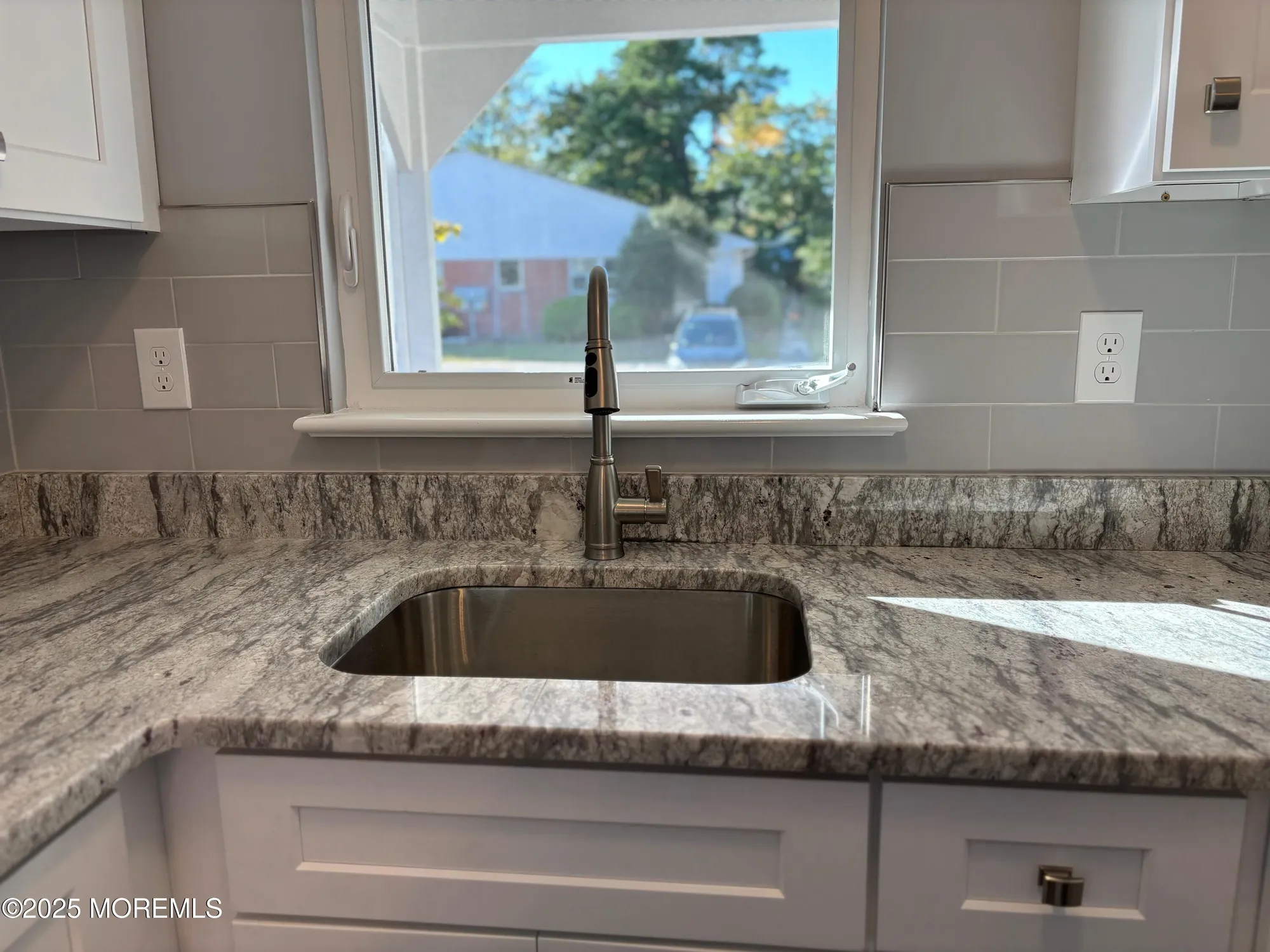 Property Slideshow image 16 of 24 | 137 hudson pkwy a, Whiting, NJ, 08759