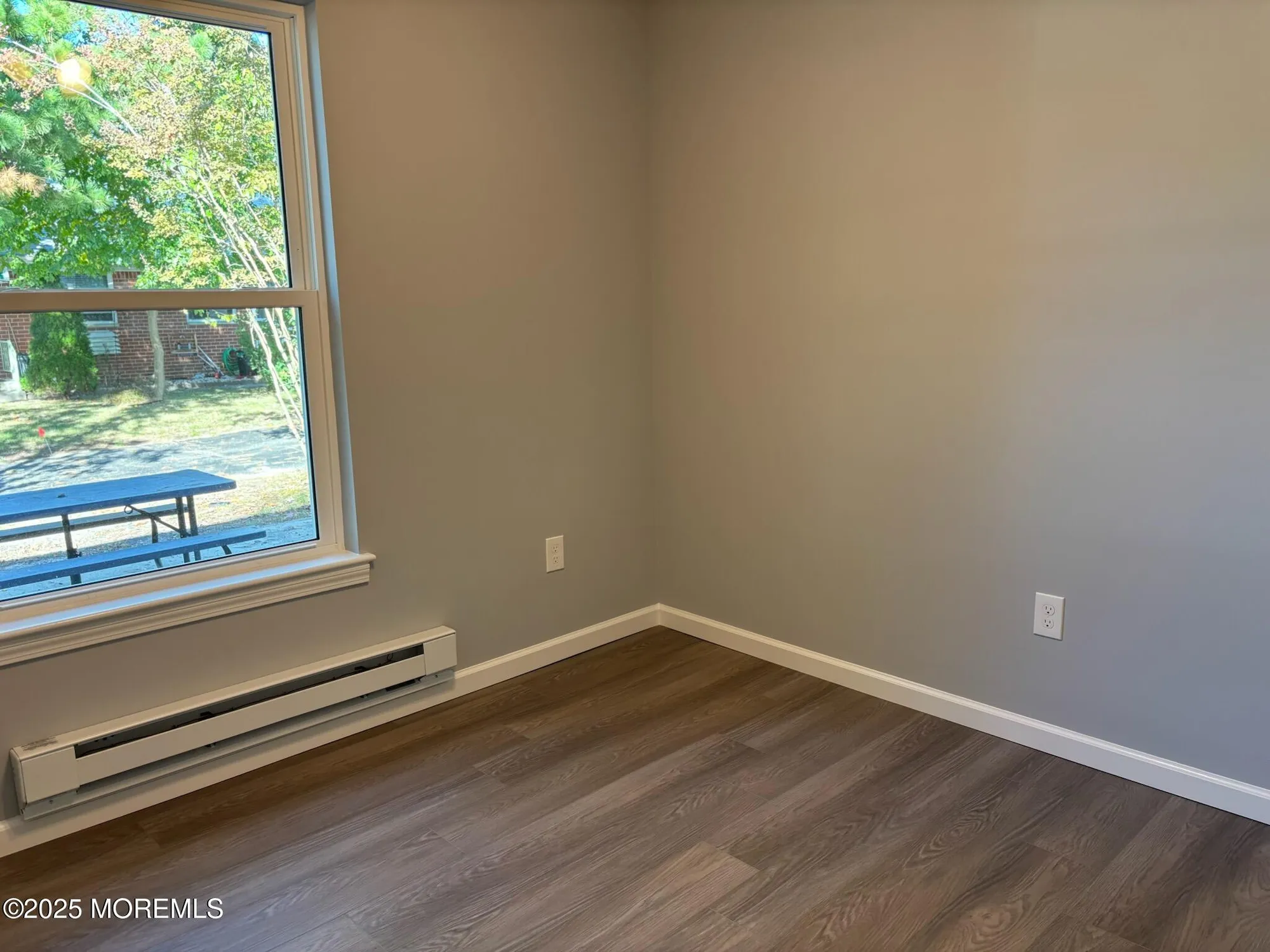 Property Slideshow image 18 of 24 | 137 hudson pkwy a, Whiting, NJ, 08759