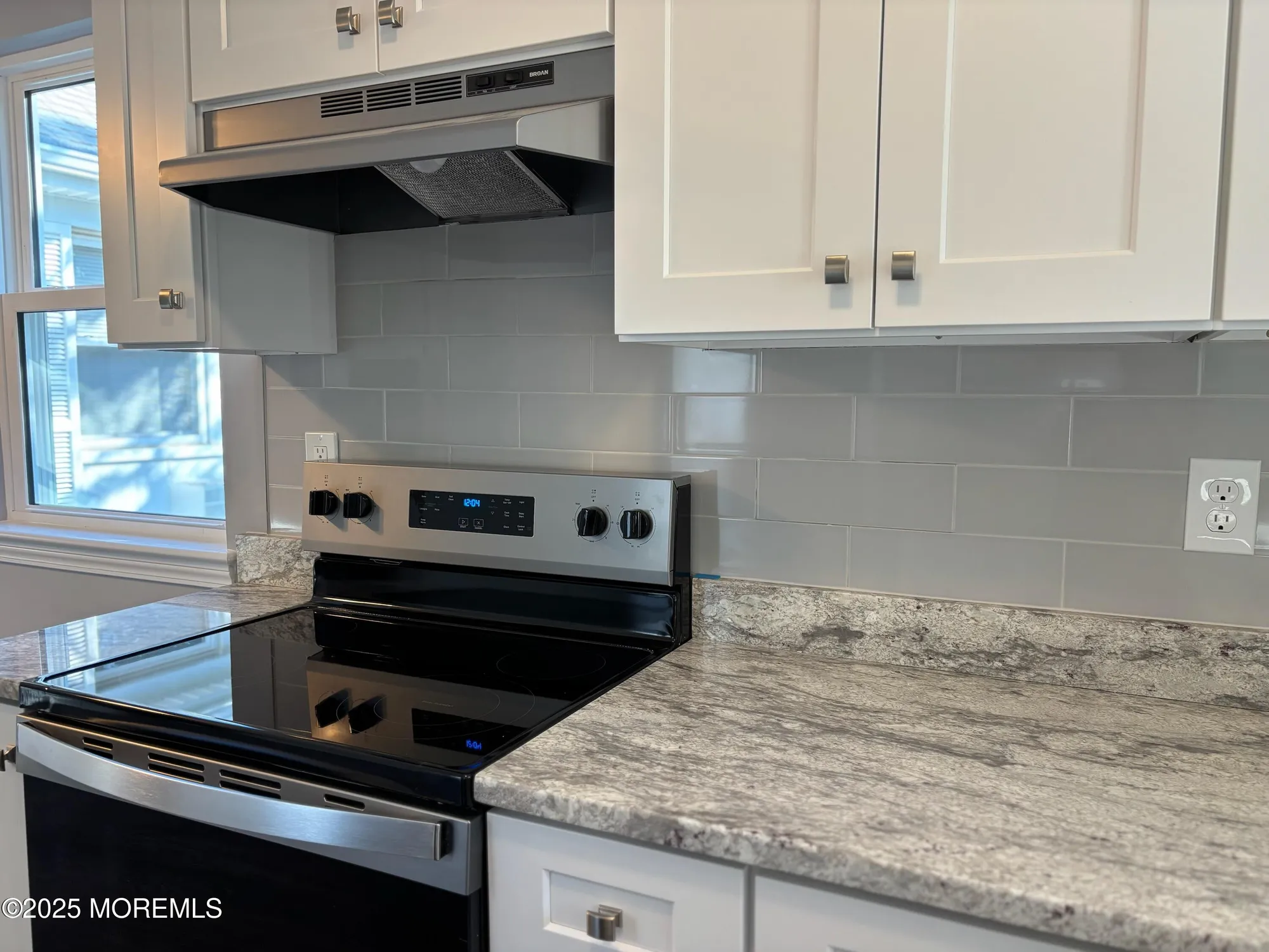Property Slideshow image 17 of 24 | 137 hudson pkwy a, Whiting, NJ, 08759