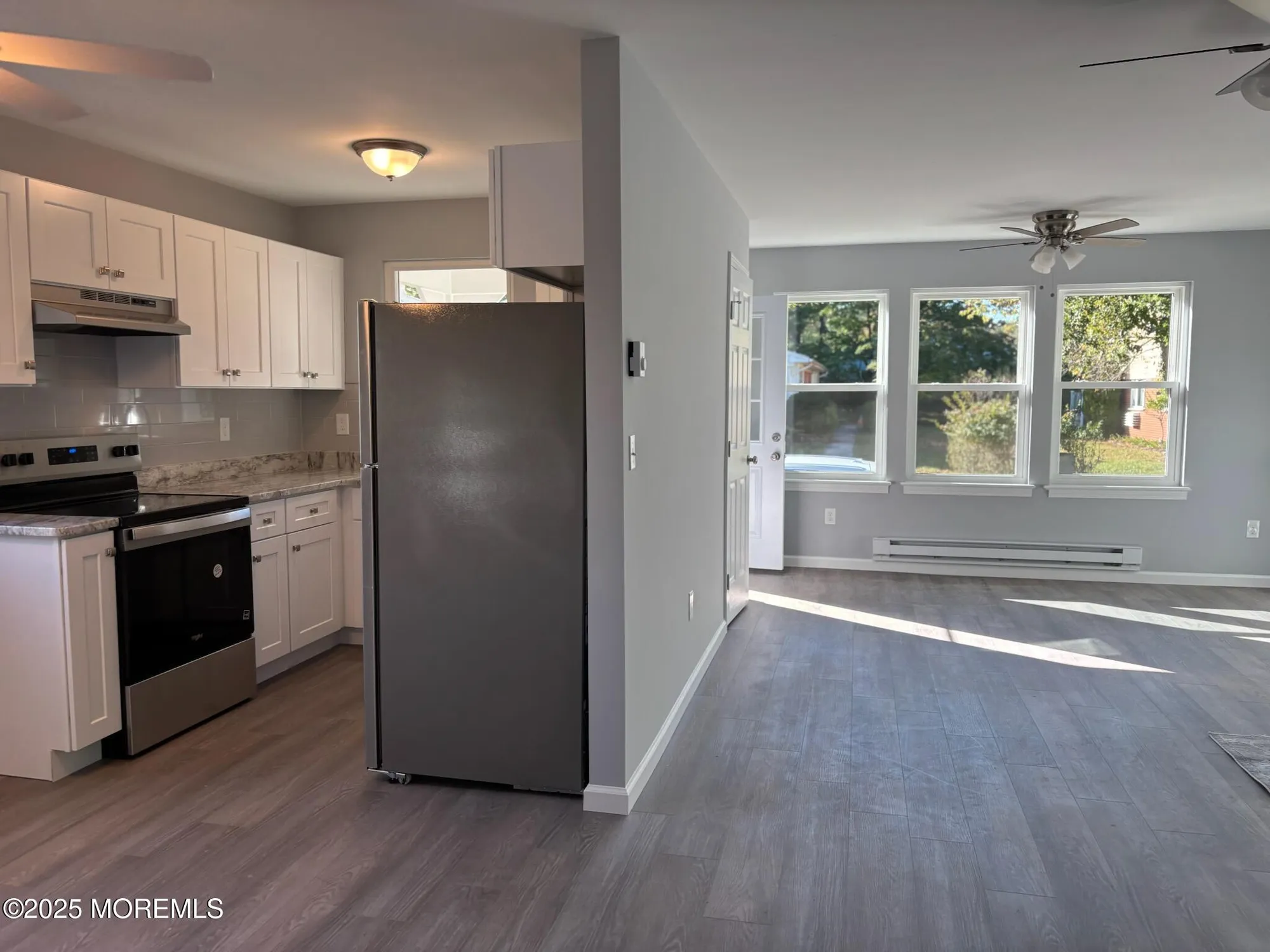 Property Slideshow image 8 of 24 | 137 hudson pkwy a, Whiting, NJ, 08759