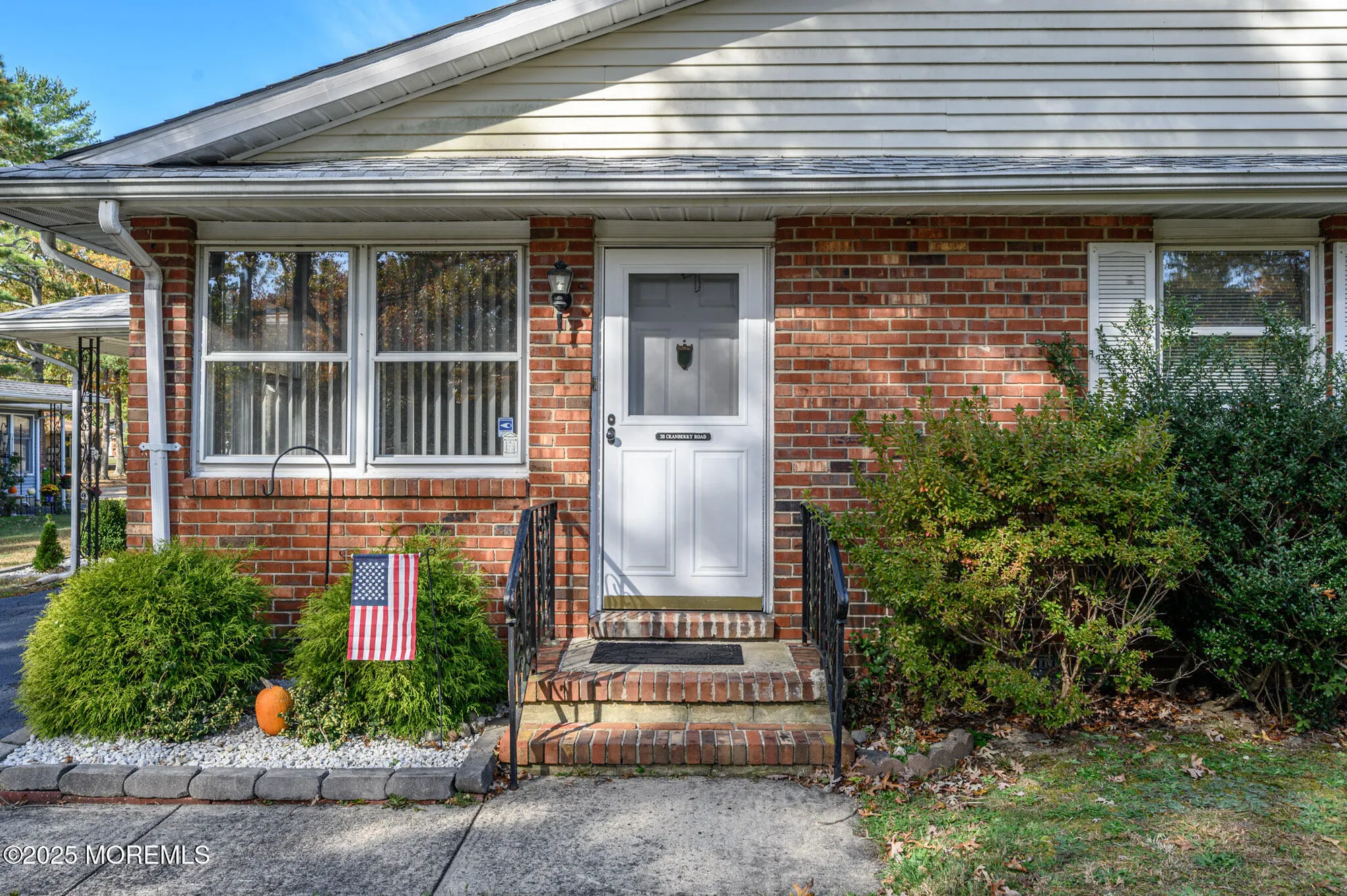 Property Slideshow image 2 of 23 | 38 cranberry rd, Manahawkin, NJ, 08050